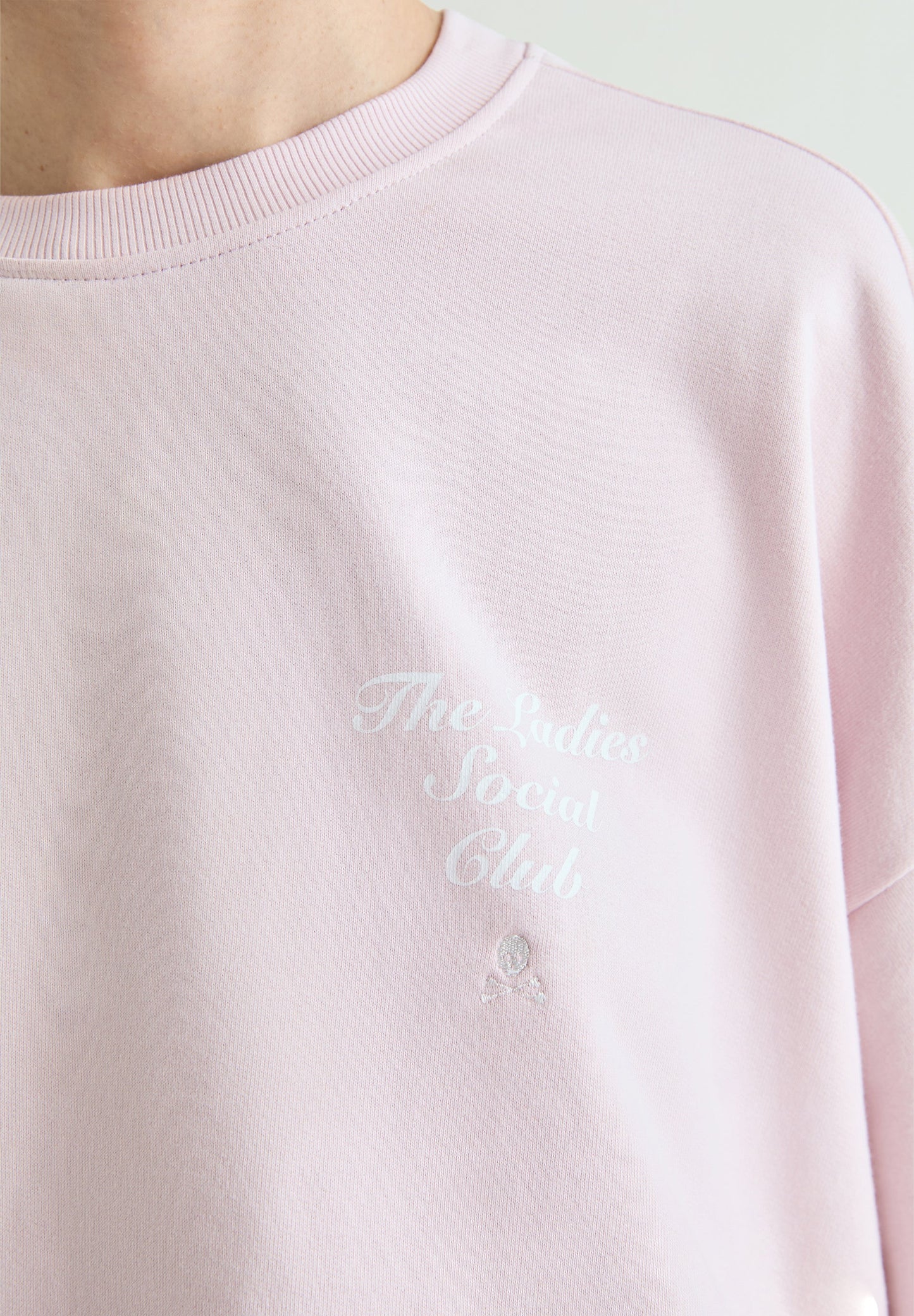 SWEATSHIRT COM MANGAS ABALONADAS