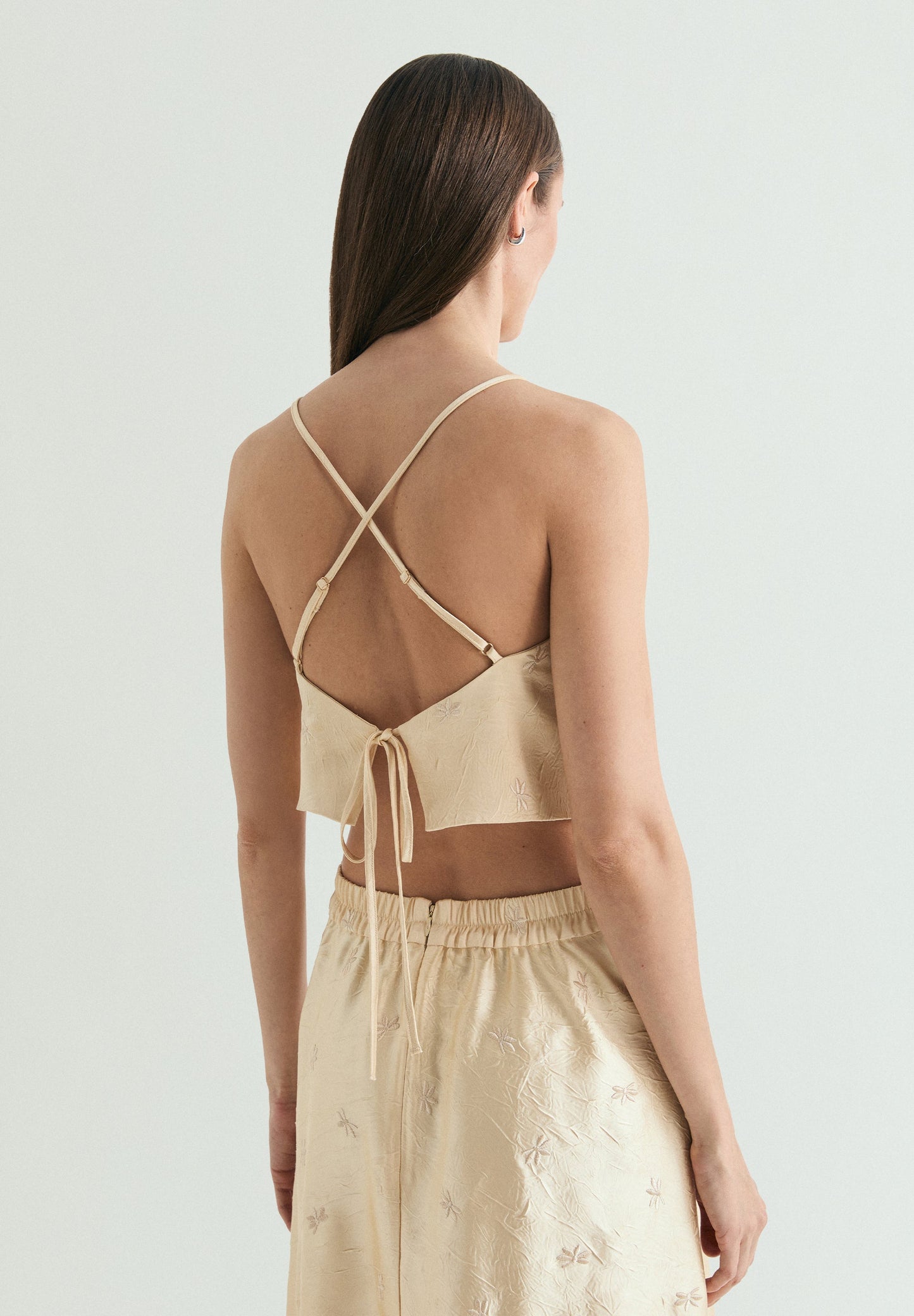 TOP HALTER BORDADO