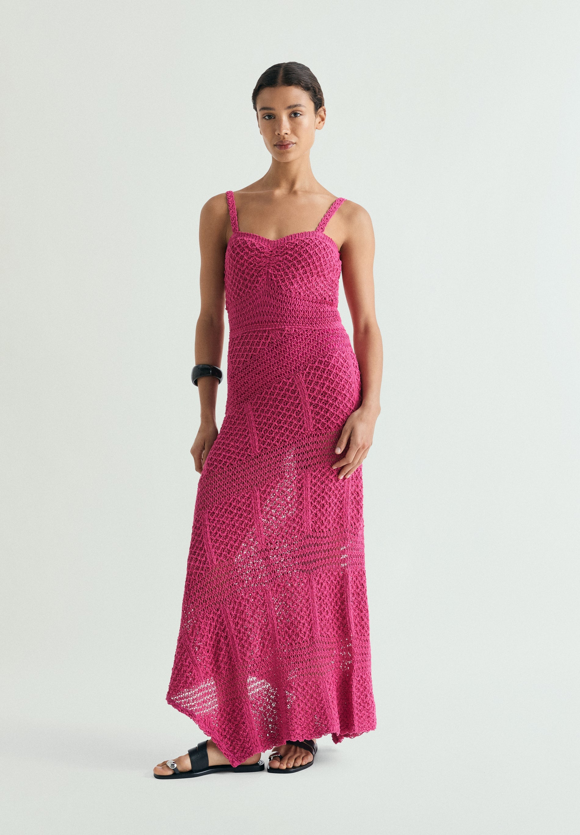 VESTIDO MIDI EM CROCHET