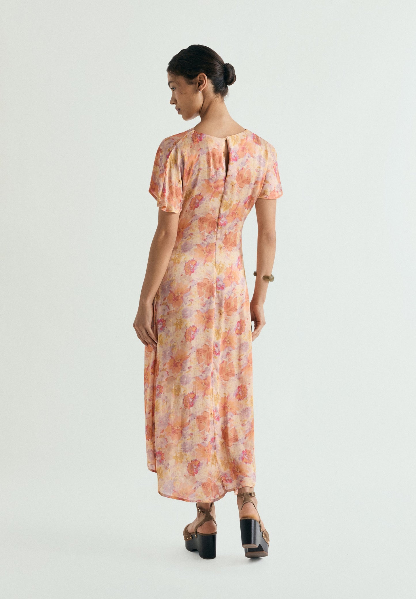 VESTIDO FLUIDO FLORAL