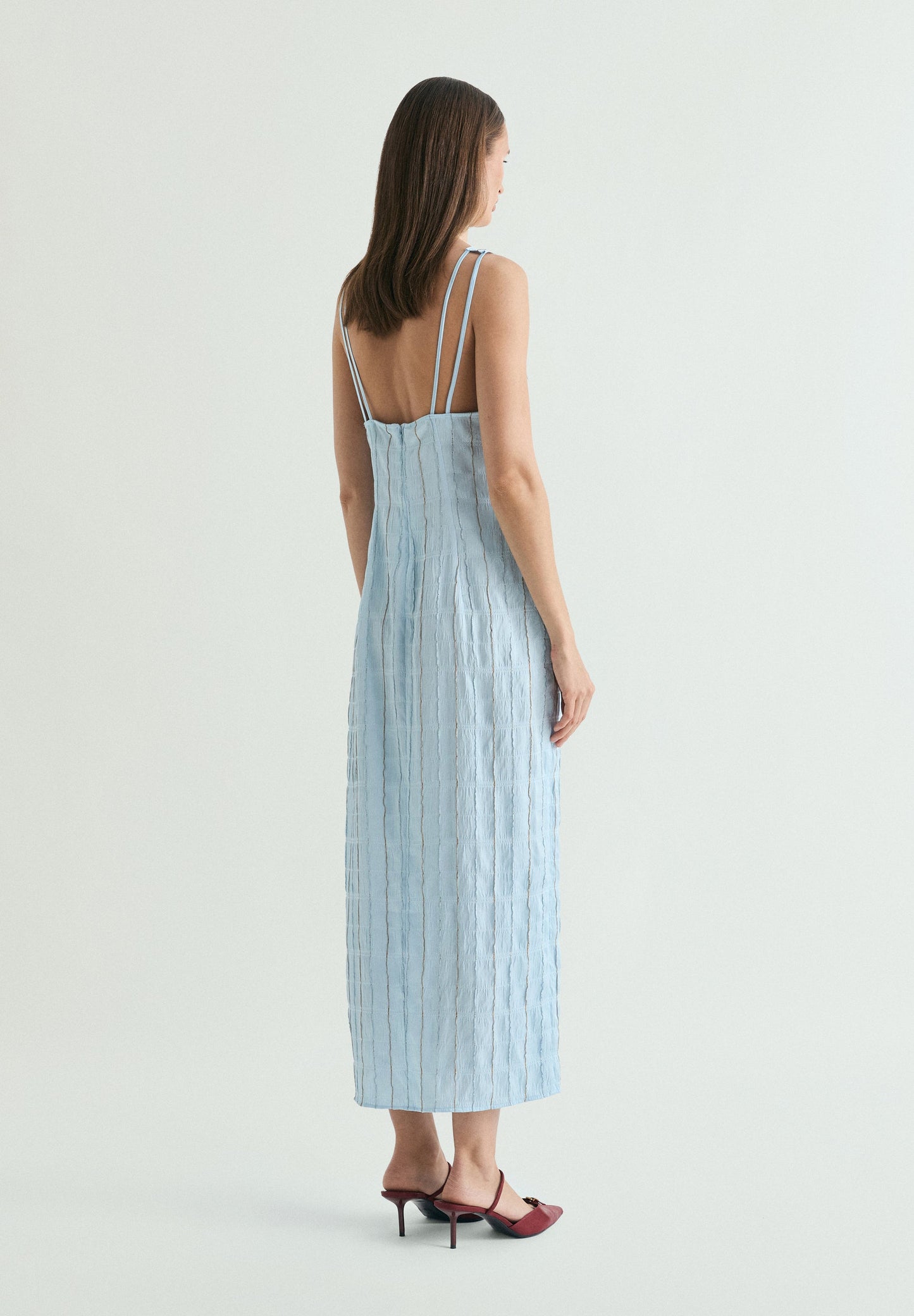 VESTIDO MIDI TEXTURA