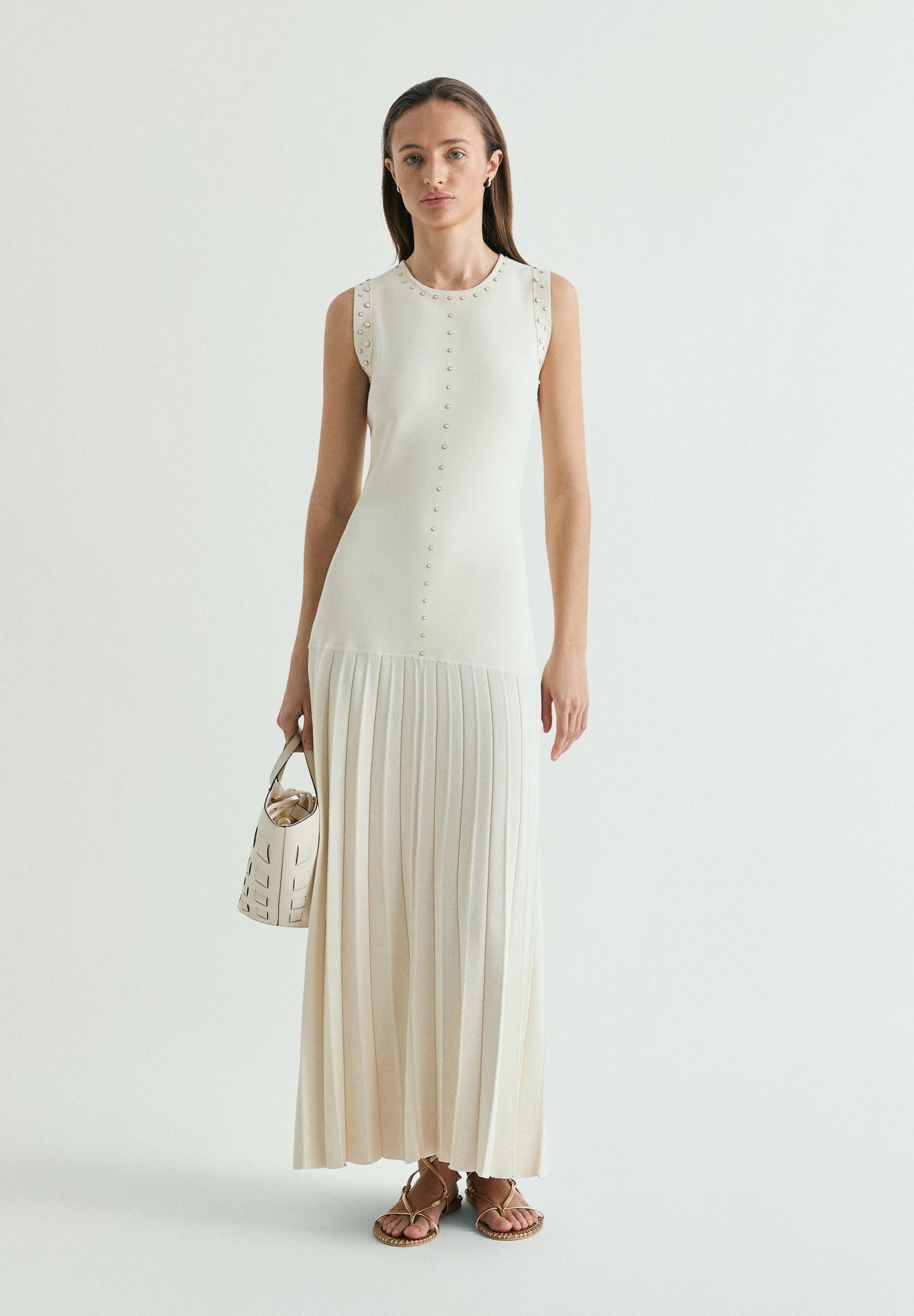 VESTIDO MIDI TACHAS