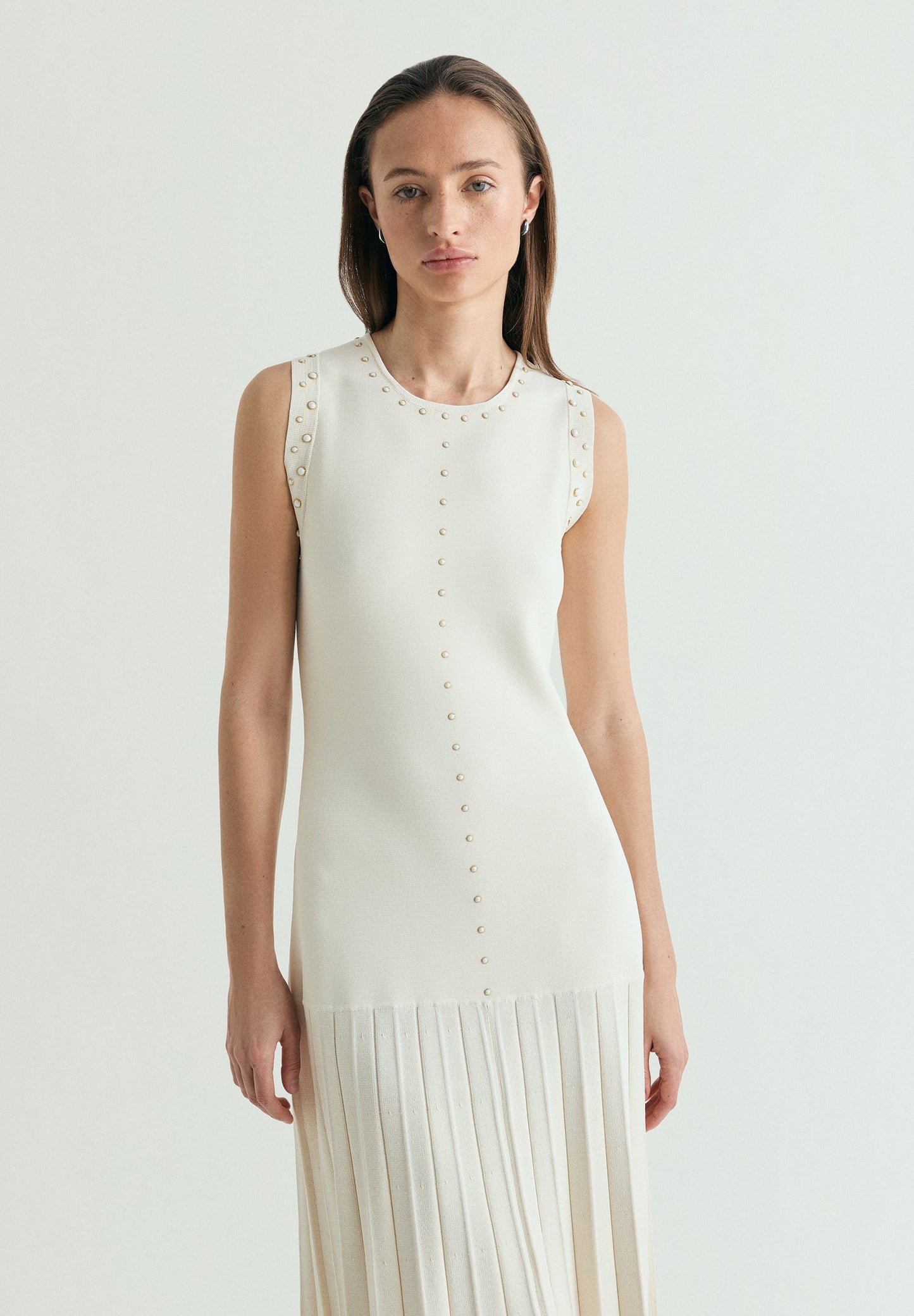 VESTIDO MIDI TACHAS