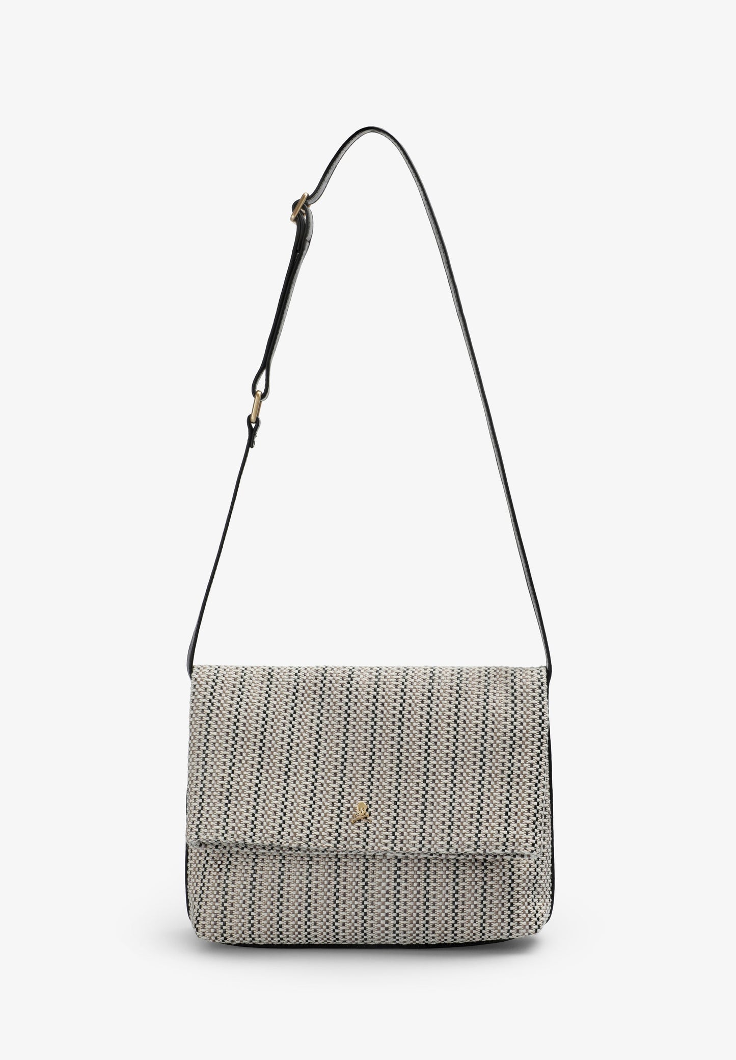 BOLSA CLUTCH TRANÇADA