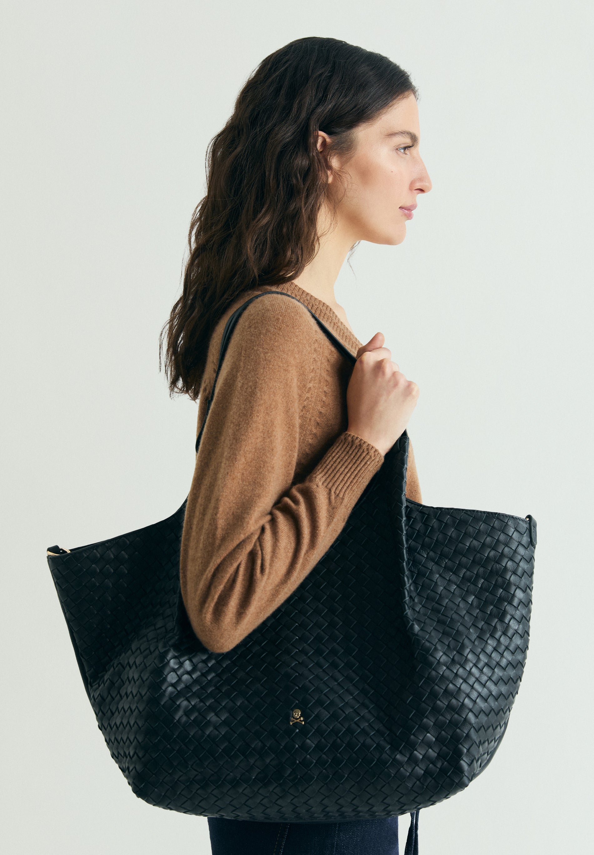 BOLSA SHOPPER DE PELE TRANÇADA
