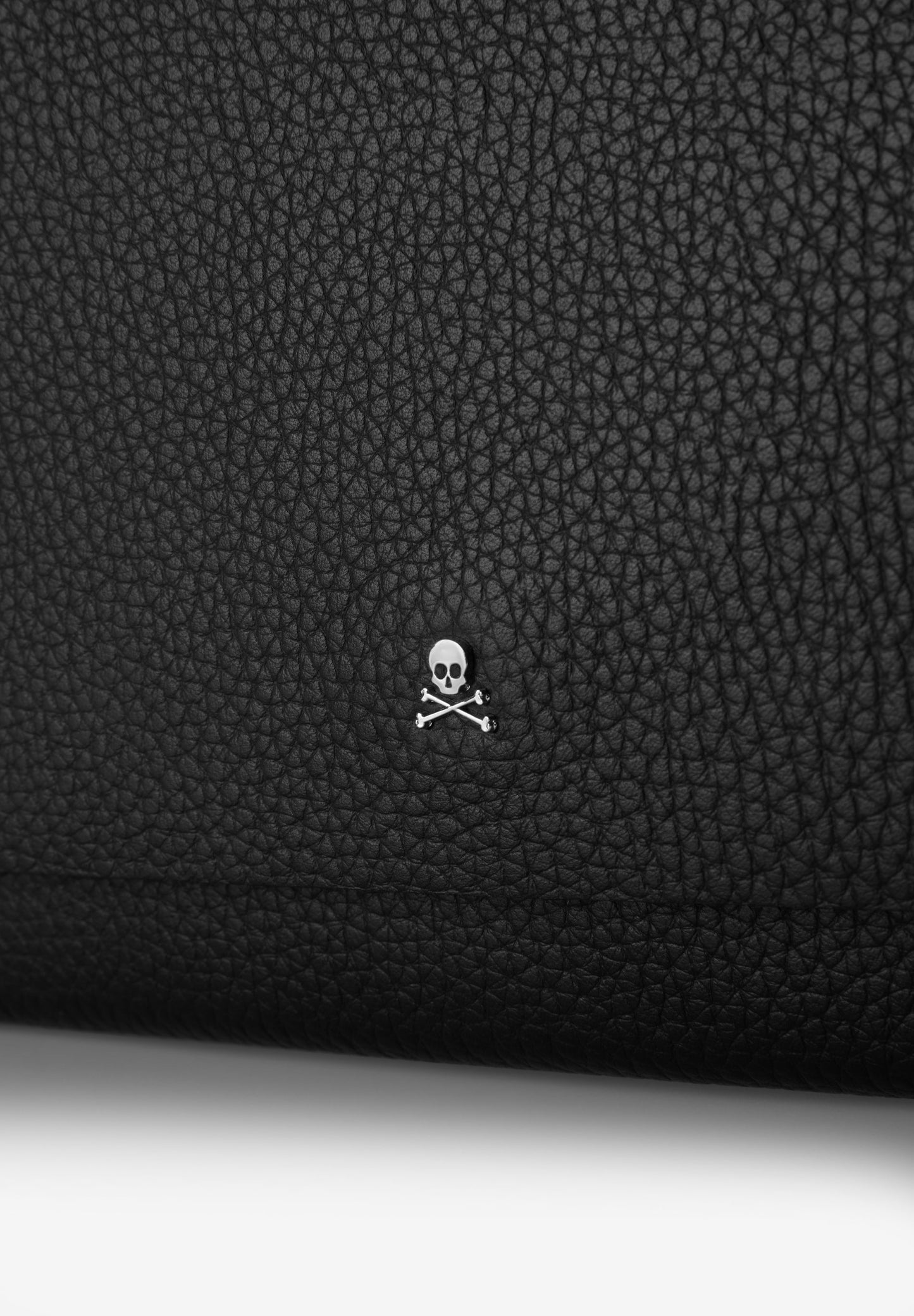 BOLSA DE PELE COM APLIQUES