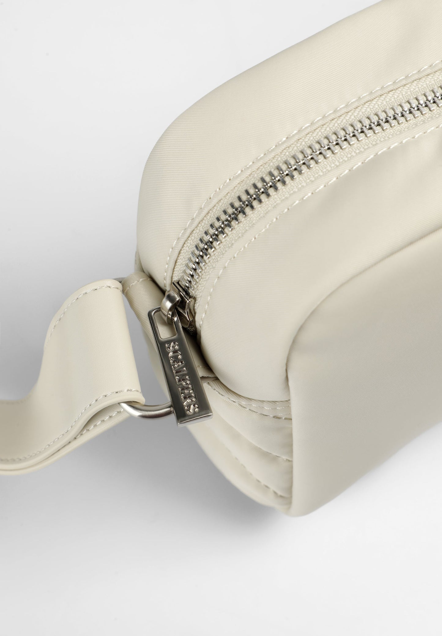 BOLSA A TIRACOLO ACOLCHOADA