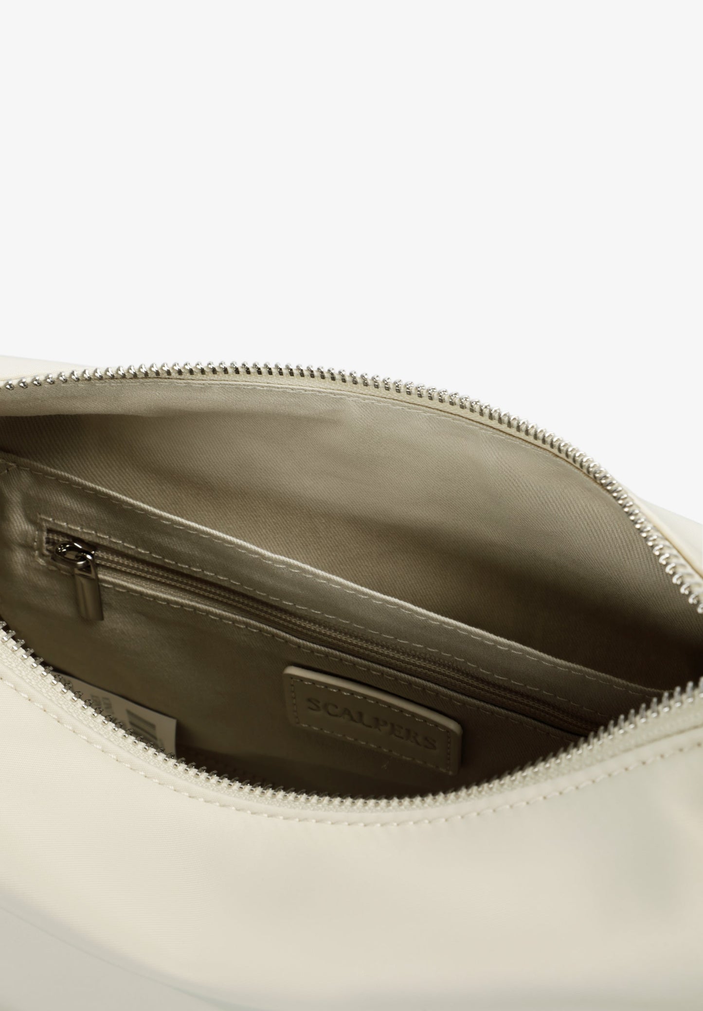 BOLSA LISA DE ALÇA ENTRANÇADA