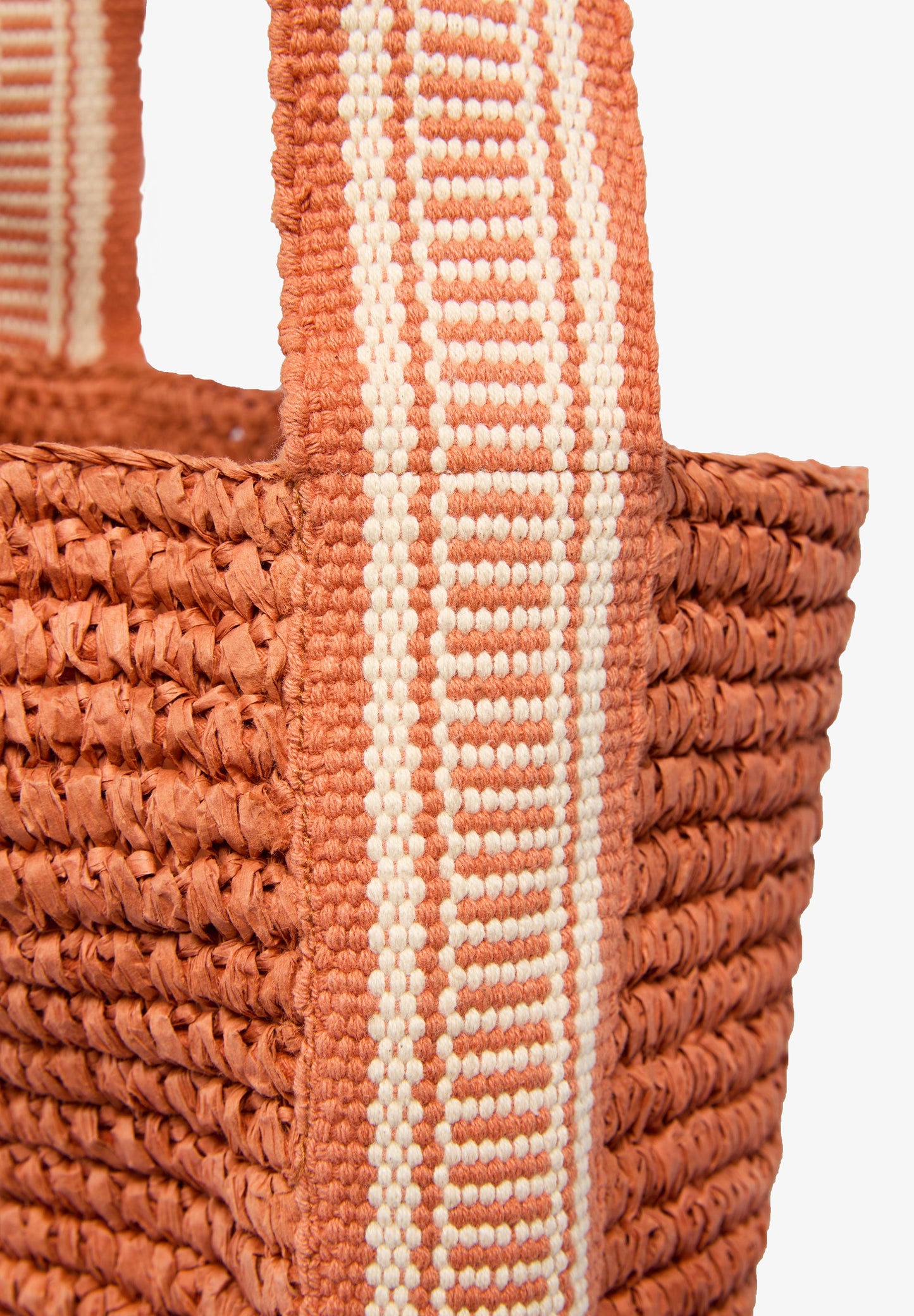 BOLSA RÚSTICA TRANÇADA