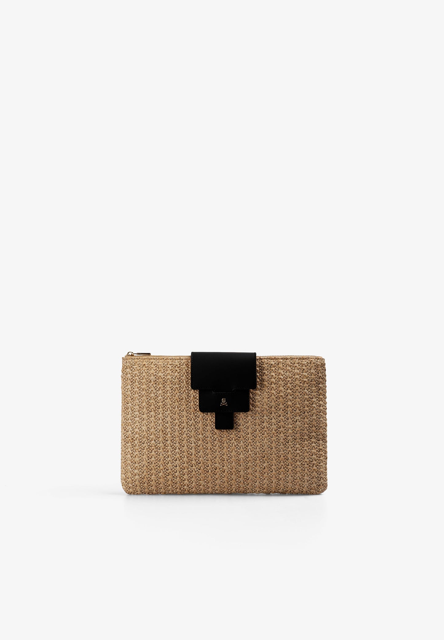 BOLSA TRANÇADA COM PORMENORES EM PELE