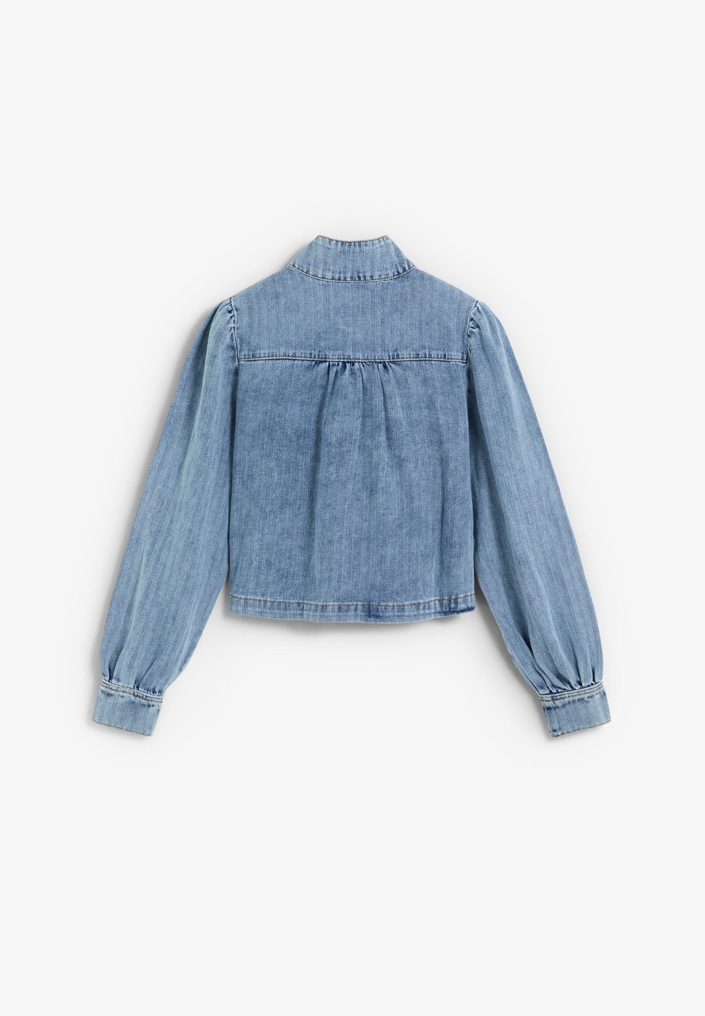 CASACO DENIM COM MANGAS ABALONADAS