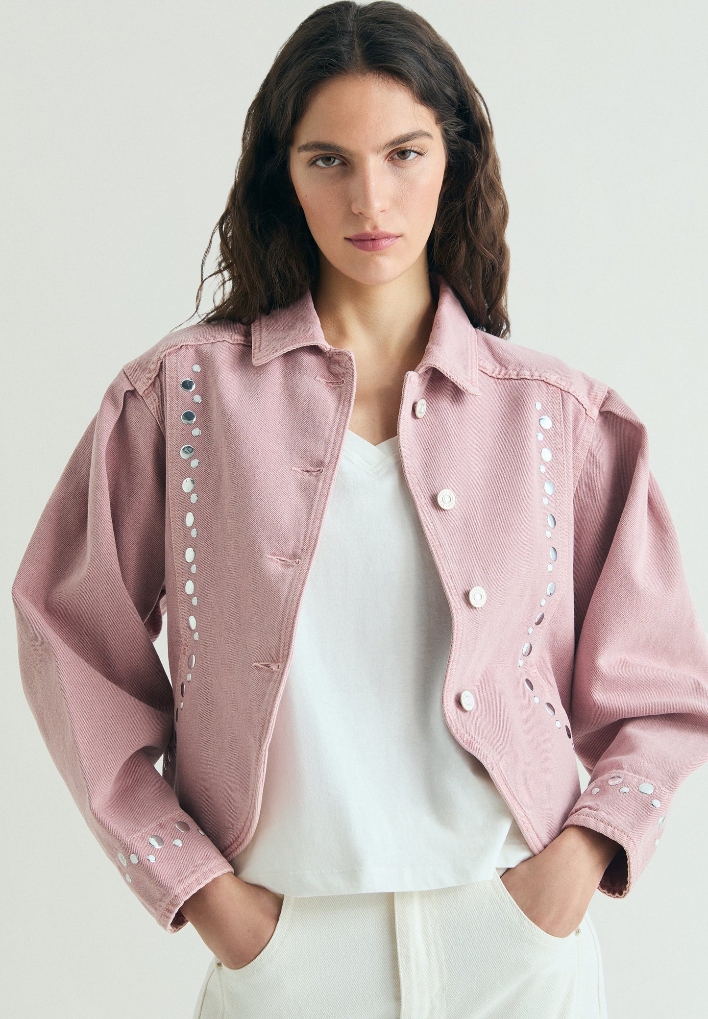 CARDIGAN DENIM COM TACHAS