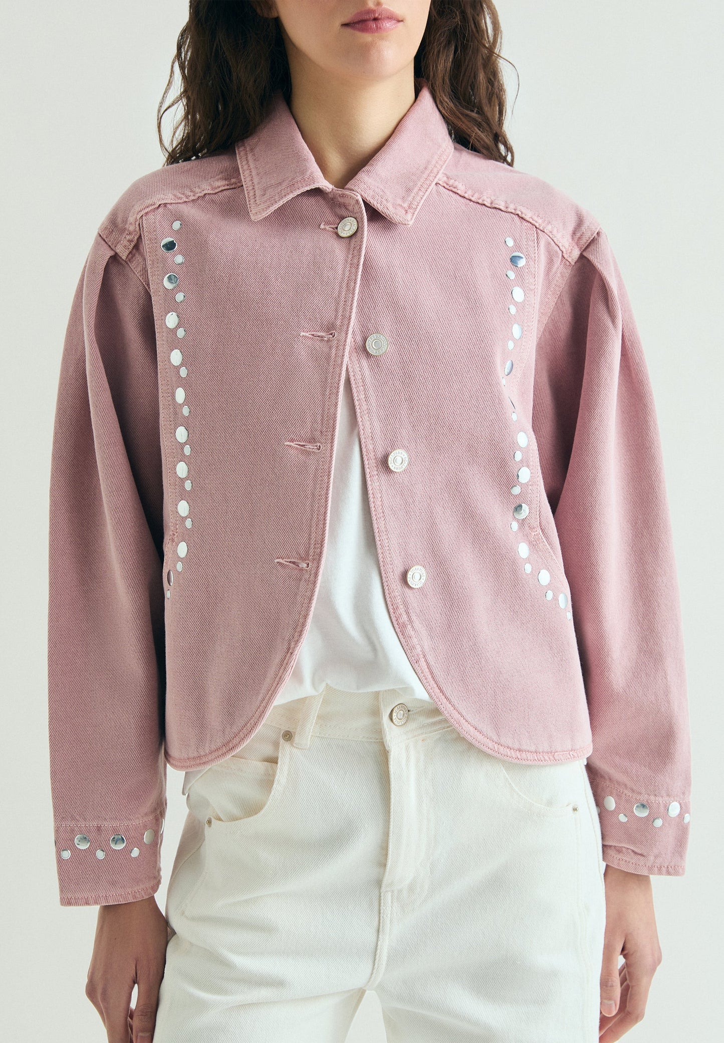 CARDIGAN DENIM COM TACHAS