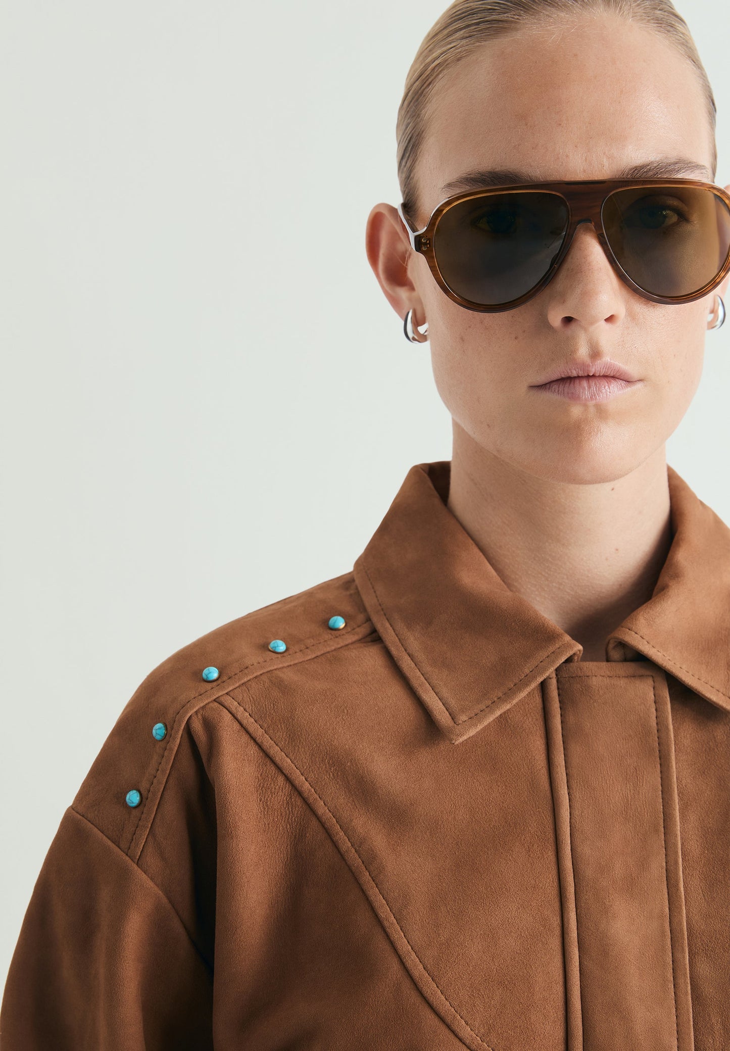 CARDIGAN BOMBER CAMURÇA TACHAS