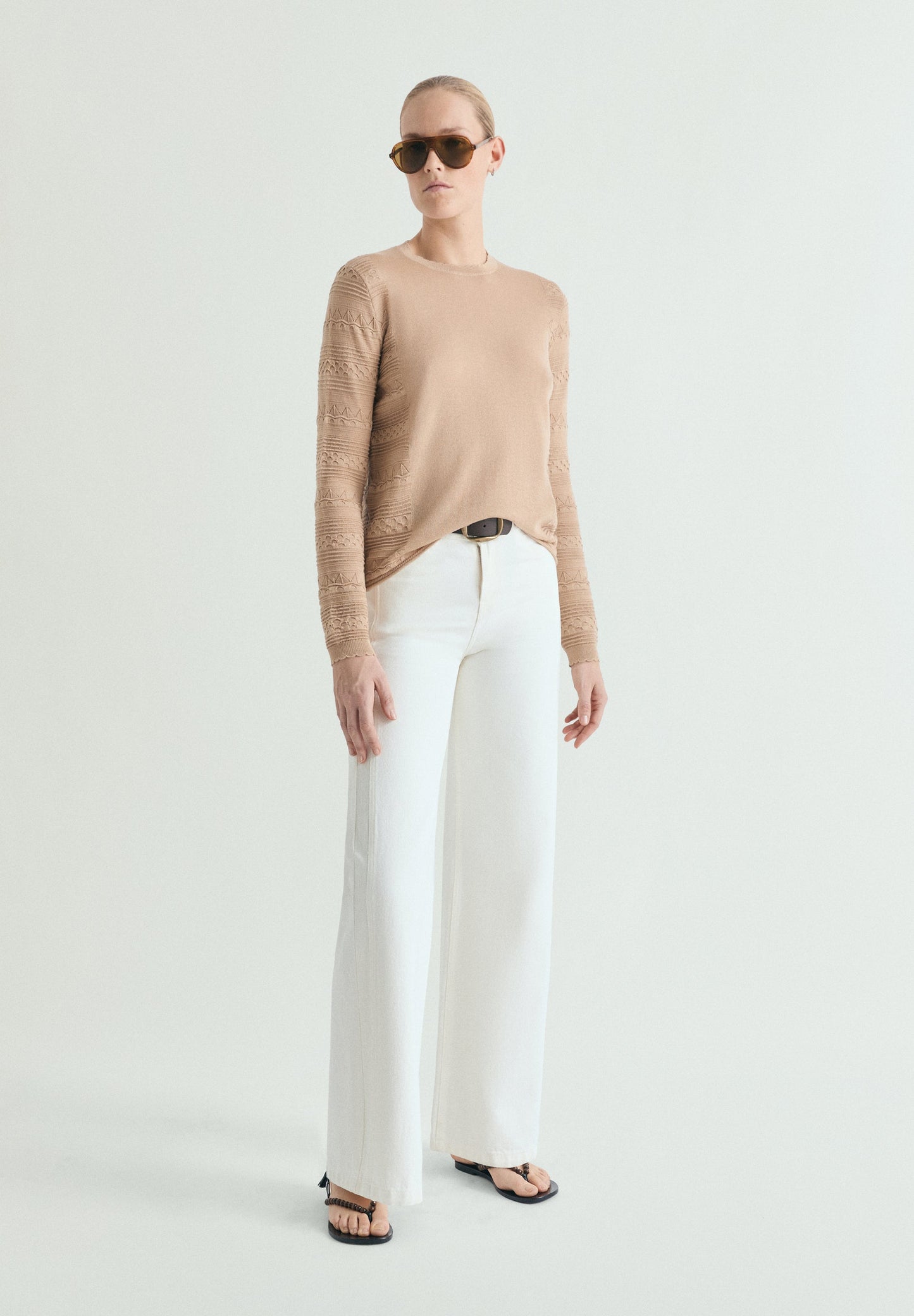 SWEATER DE MALHA COM PORMENORES