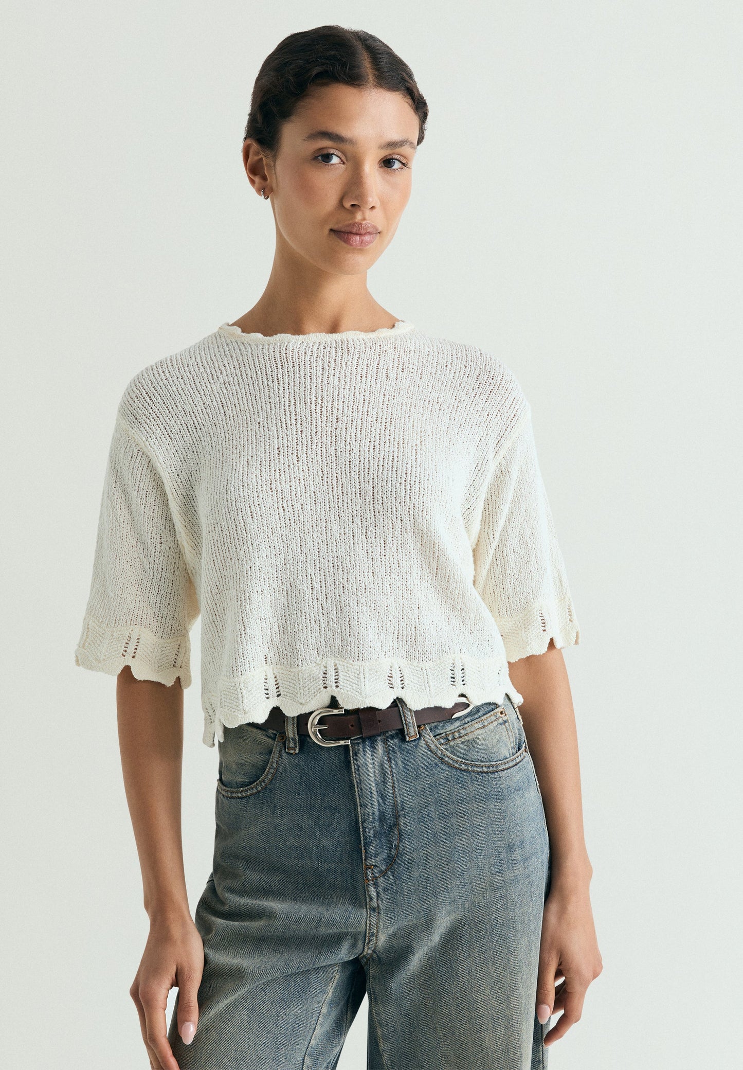 SWEATER DE MANGA CURTA CROPPED