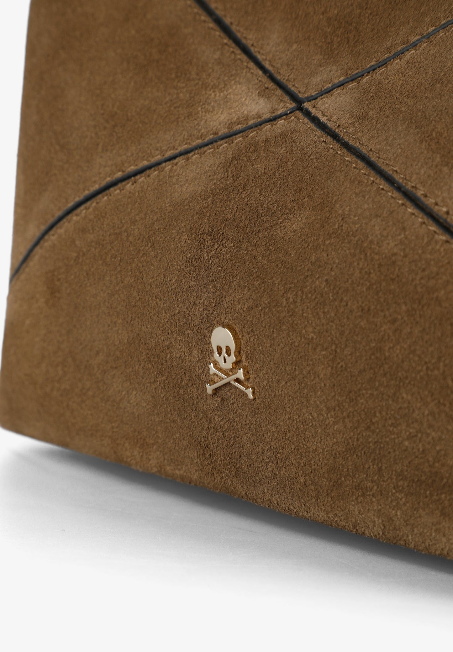 BOLSA BUCKET BAG EM PELE