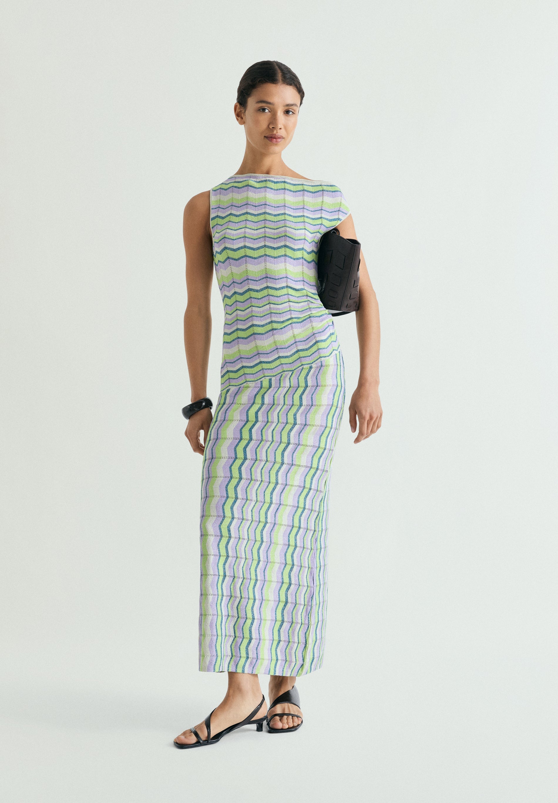 VESTIDO MIDI DE MALHA ZIGUEZAGUE