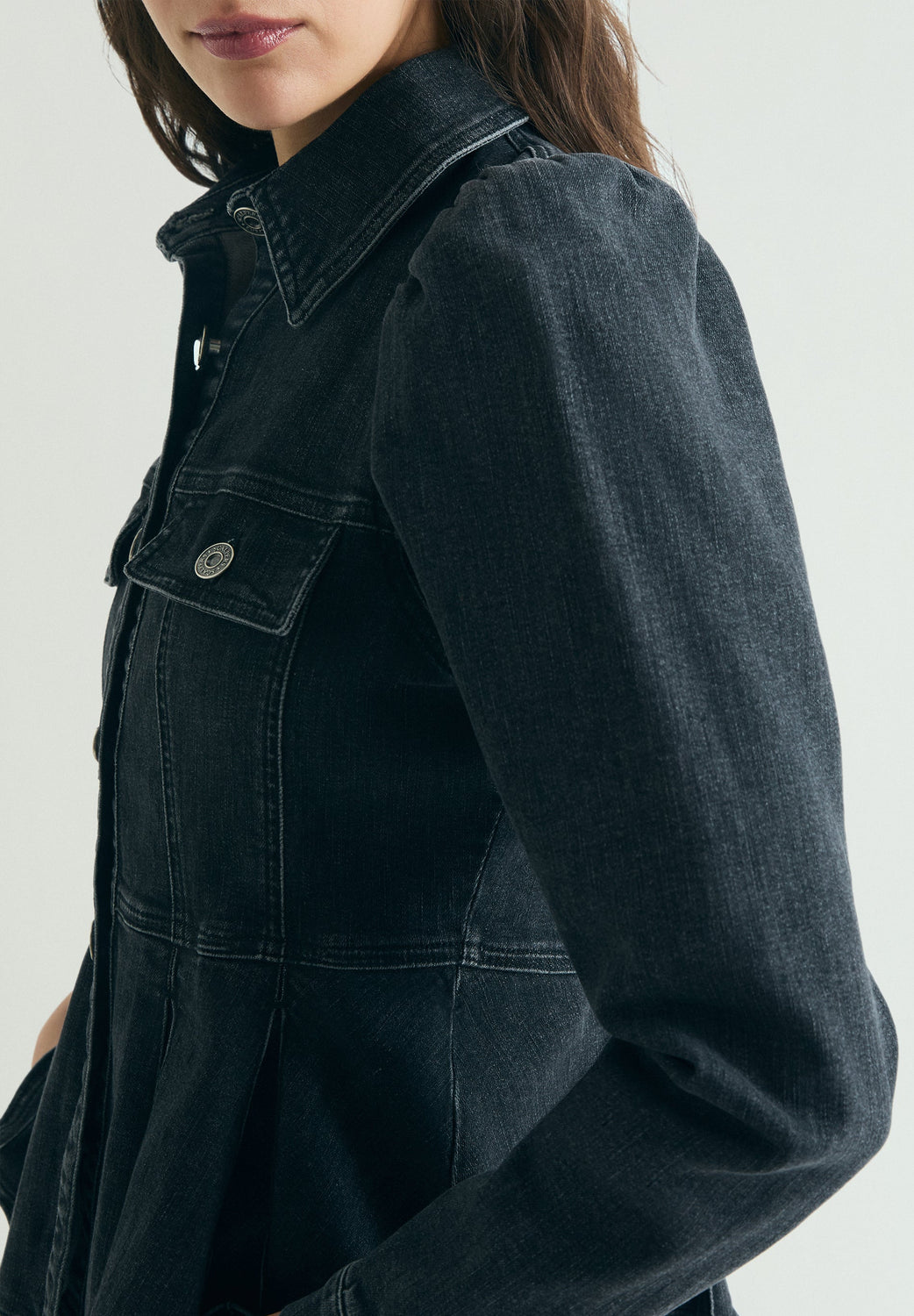 CAMISA DENIM MANGA ABULLONADA - Scalpers