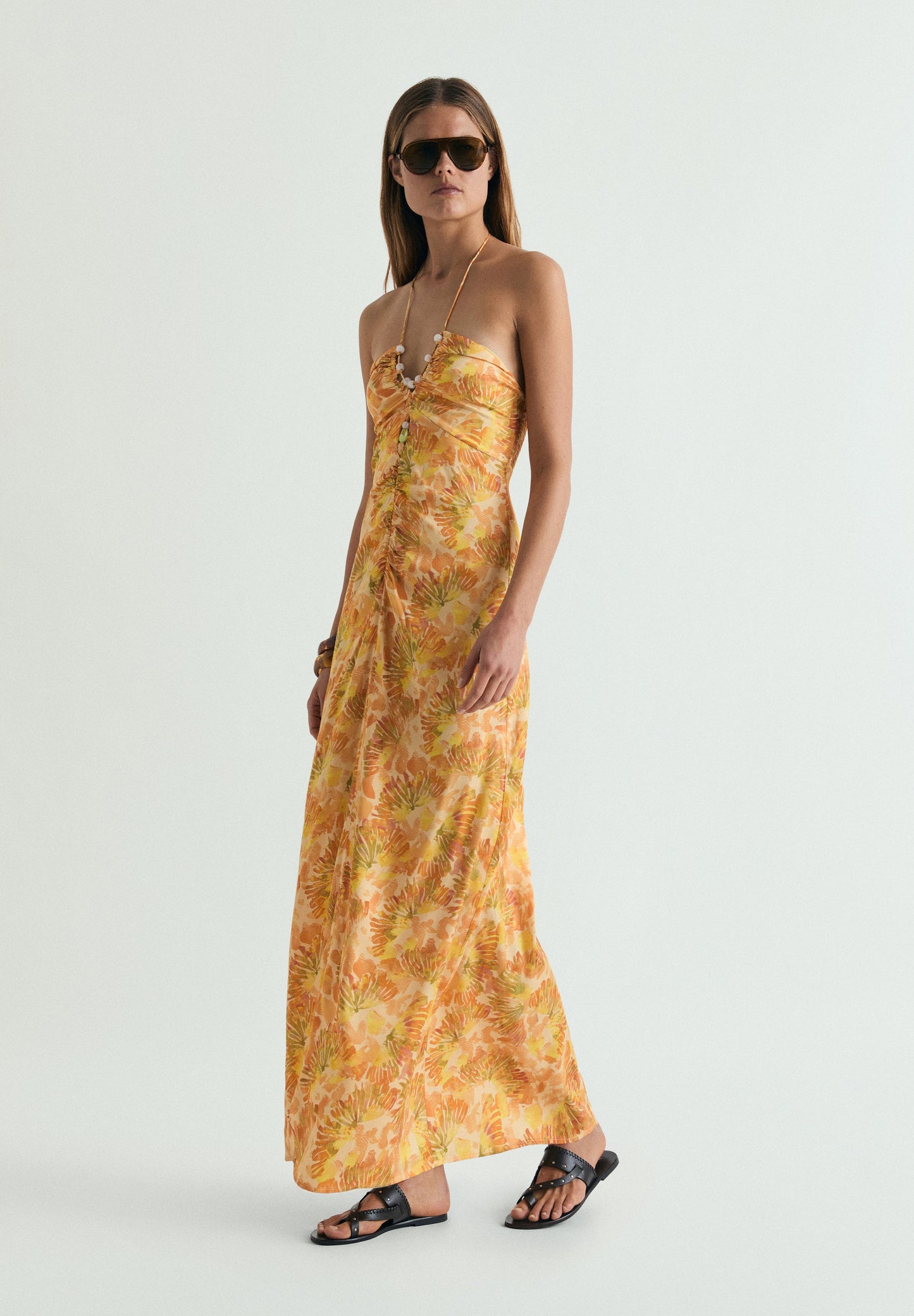 VESTIDO MAXI COM DECOTE HALTER