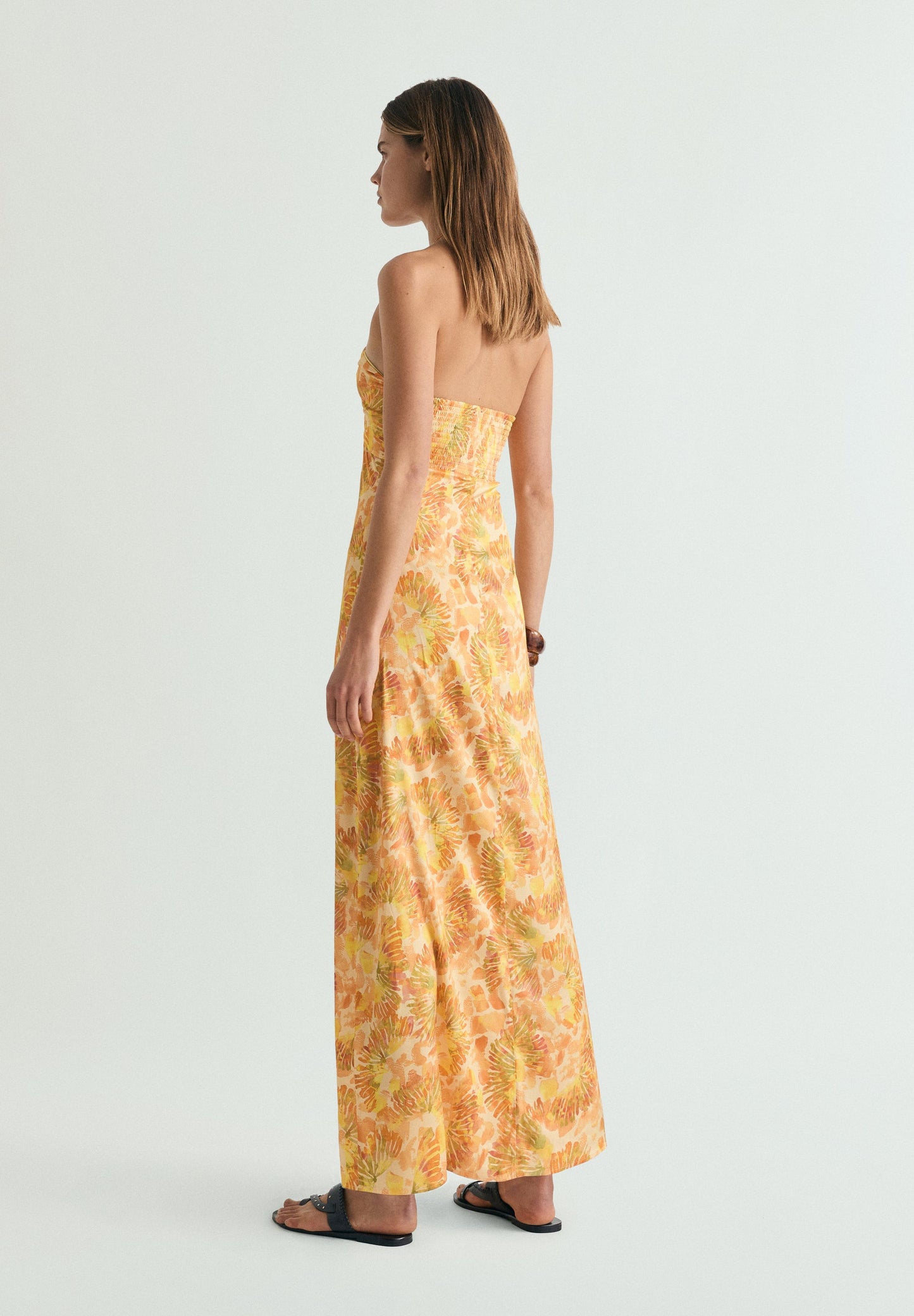 VESTIDO MAXI COM DECOTE HALTER