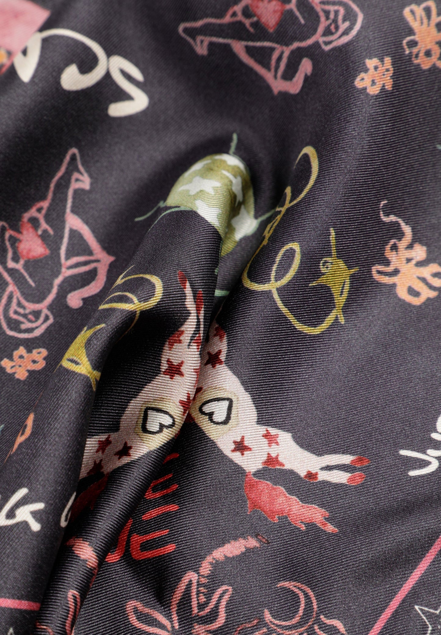 LENÇO DE BOLSO ESTAMPADO 100% SEDA