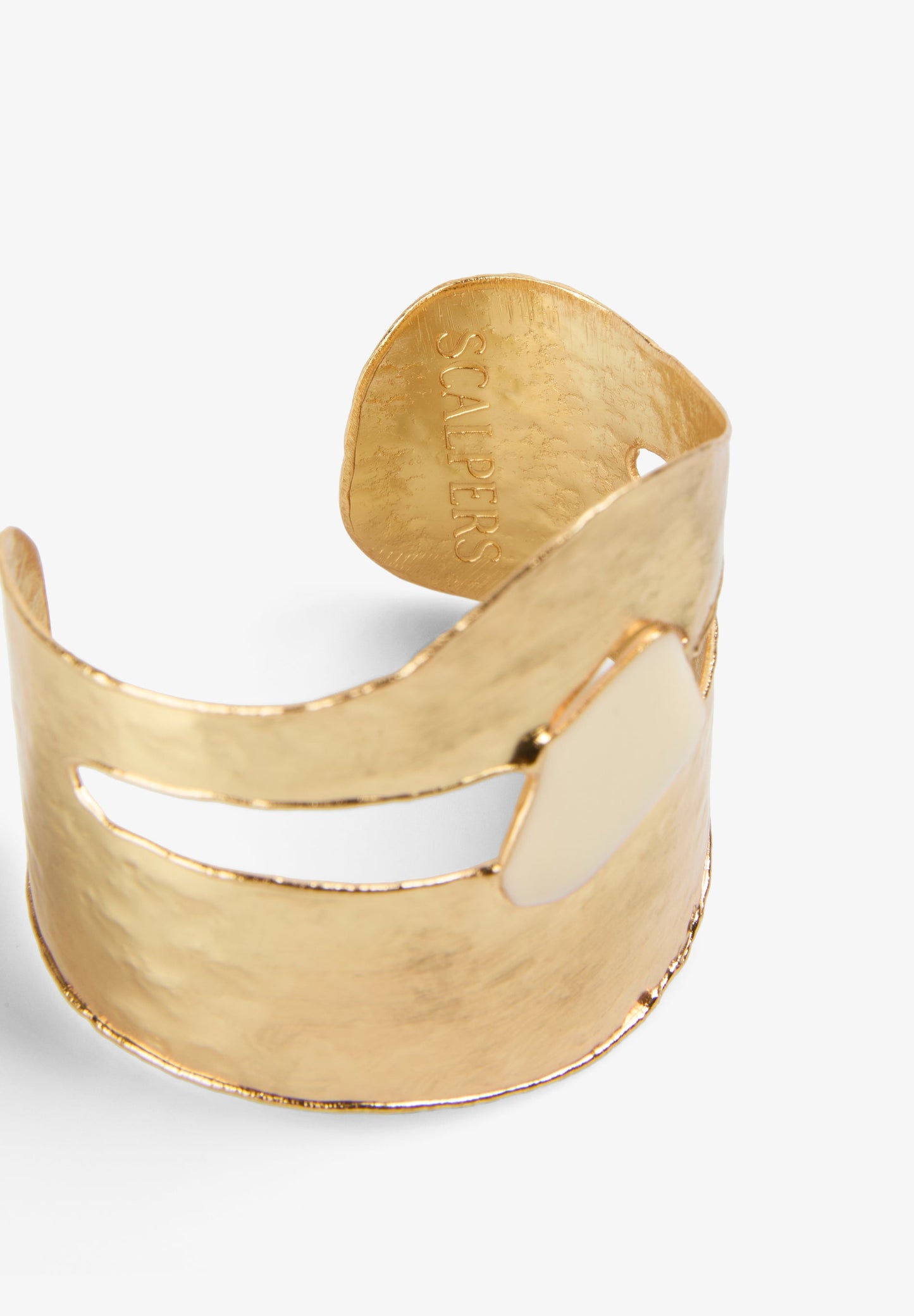 BRACELETE DOURADA COM TEXTURA