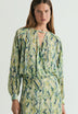 BLUSA FLUIDA COM PADRÃO