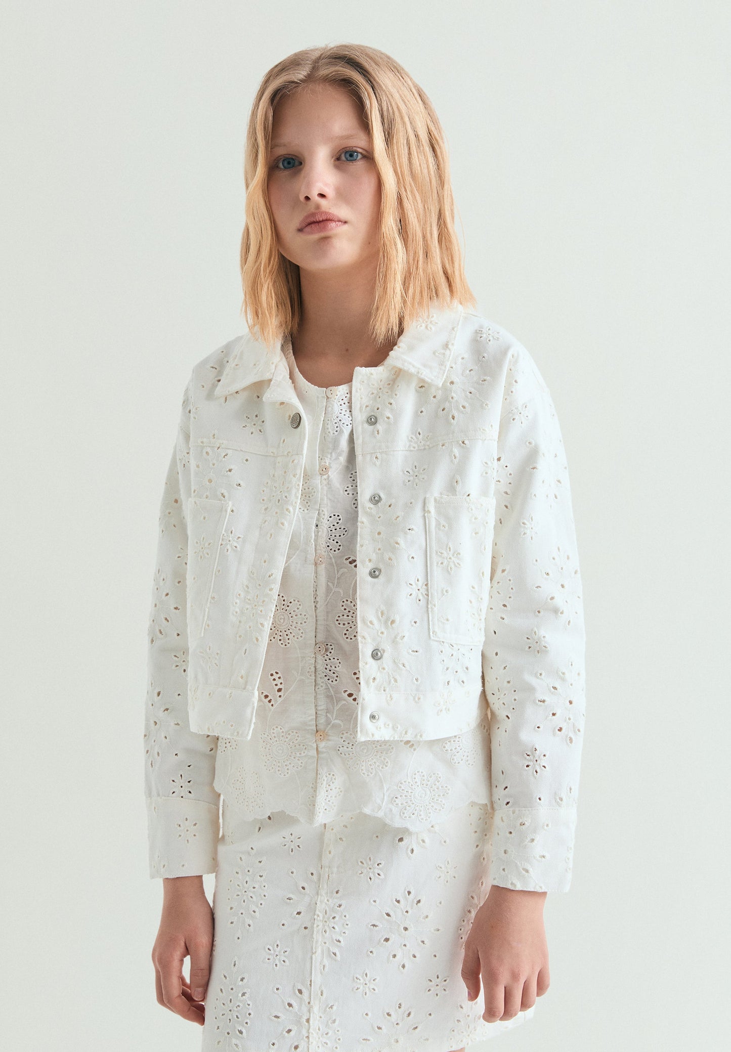 CARDIGAN PERFURADO