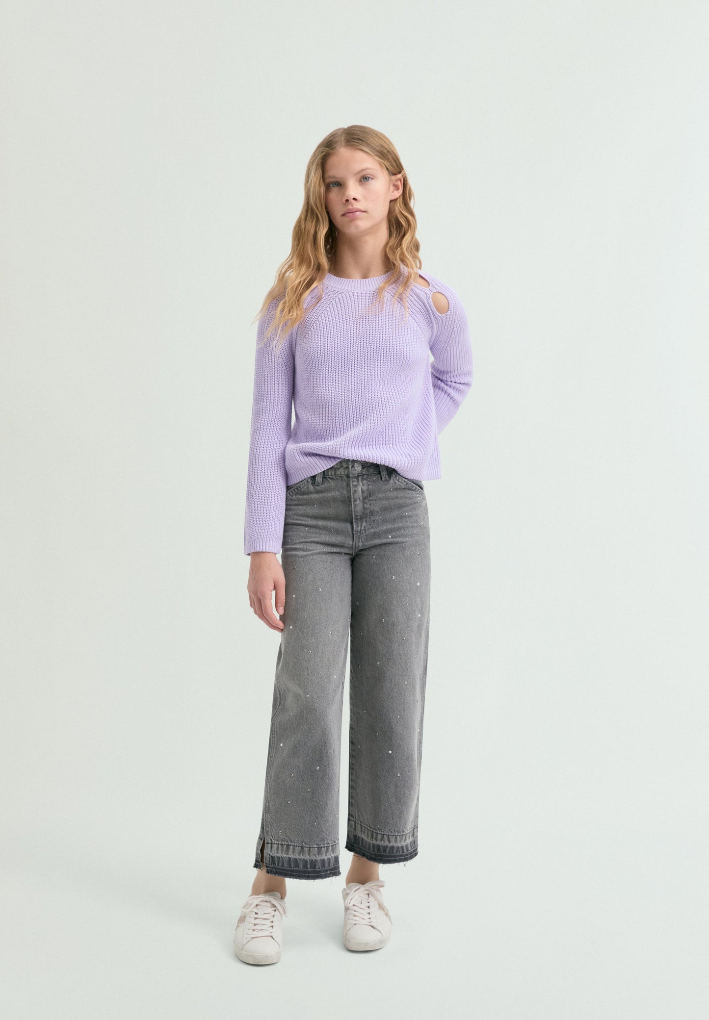 SWEATER DE MALHA COM ABERTURAS