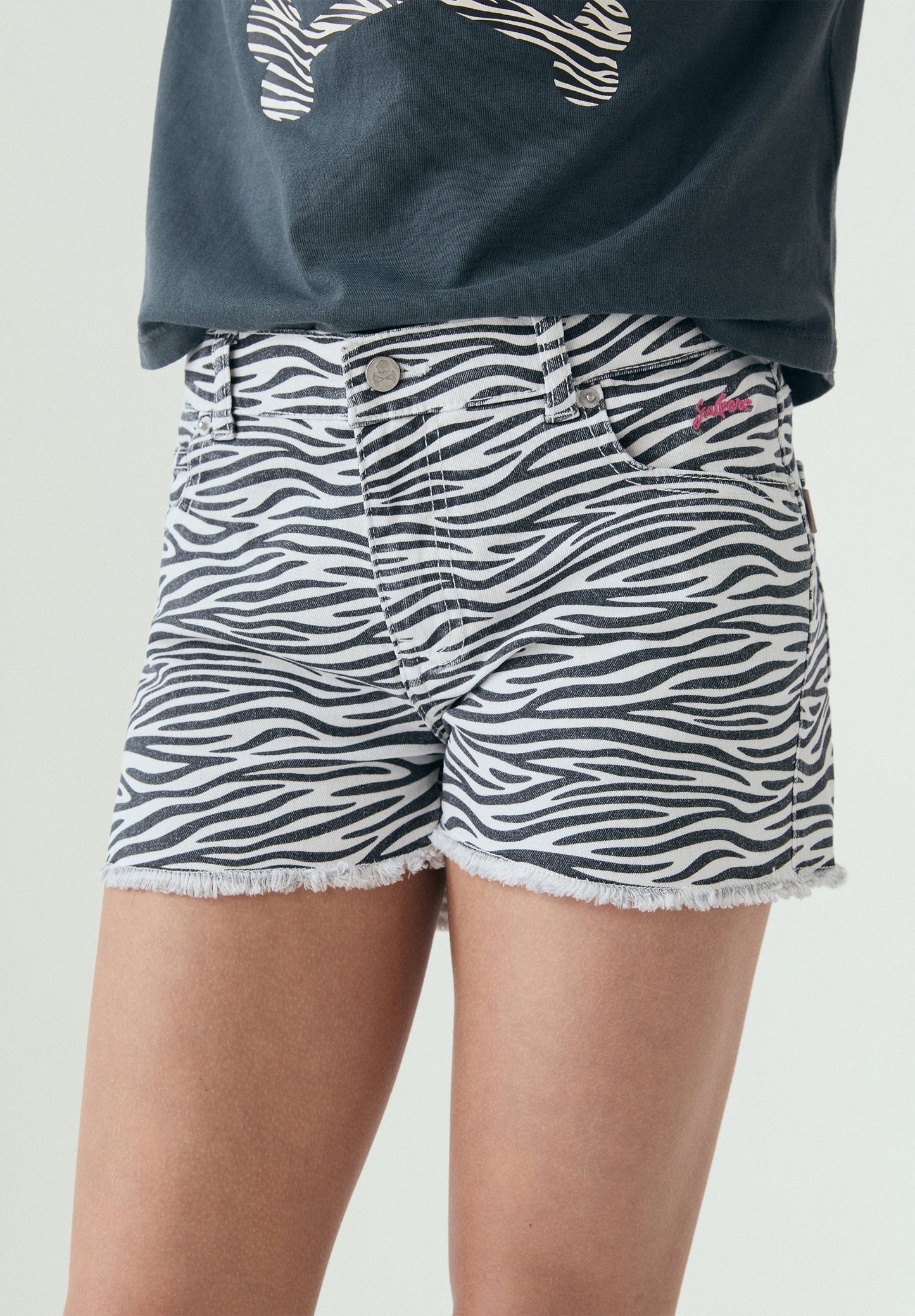 CALÇÕES COM ESTAMPADO ANIMAL