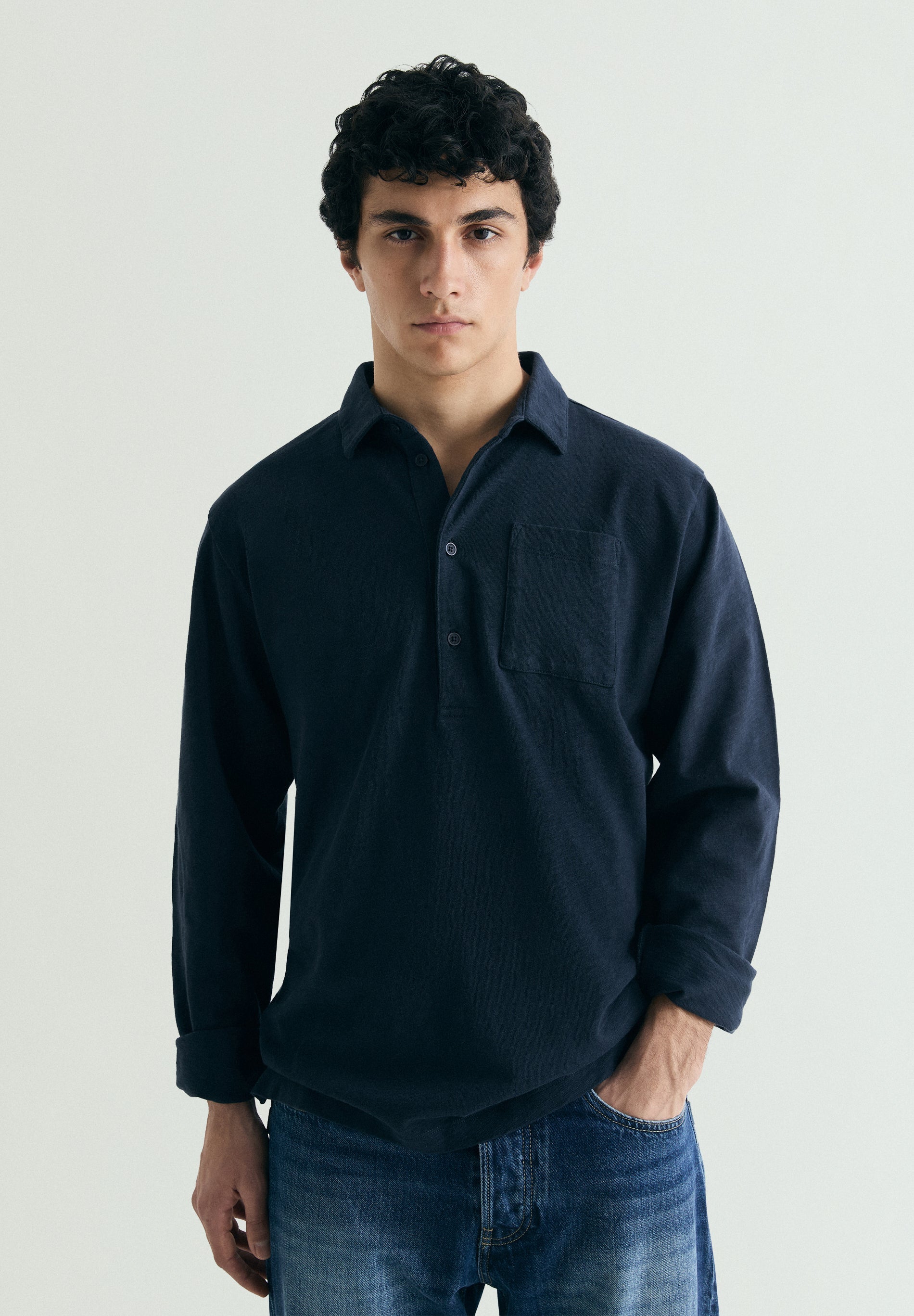 T-SHIRT ALGODÃO COM BOLSO