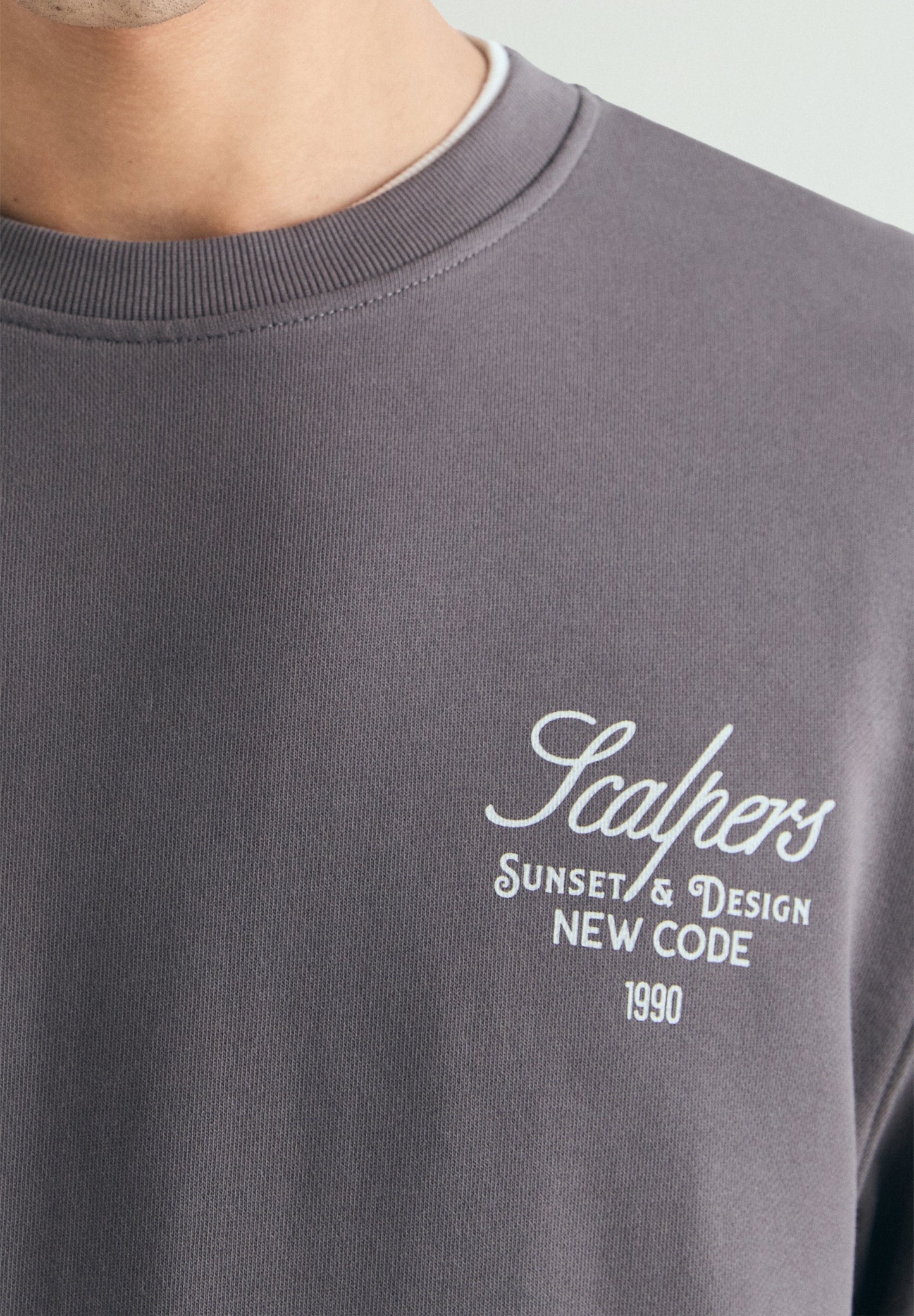 SWEATSHIRT DESBOTADA COM PADRÃO