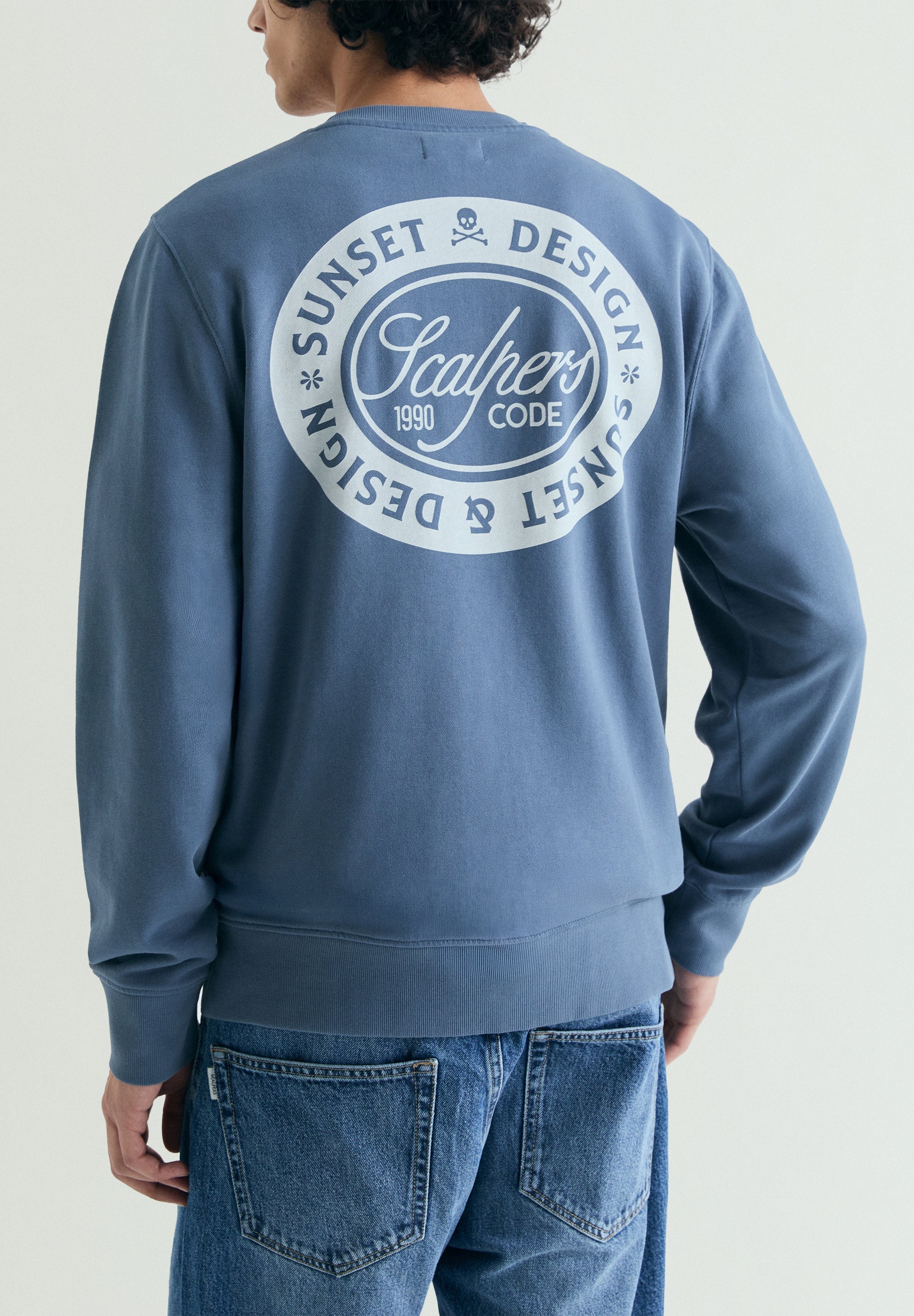 SWEATSHIRT DESBOTADA COM PADRÃO