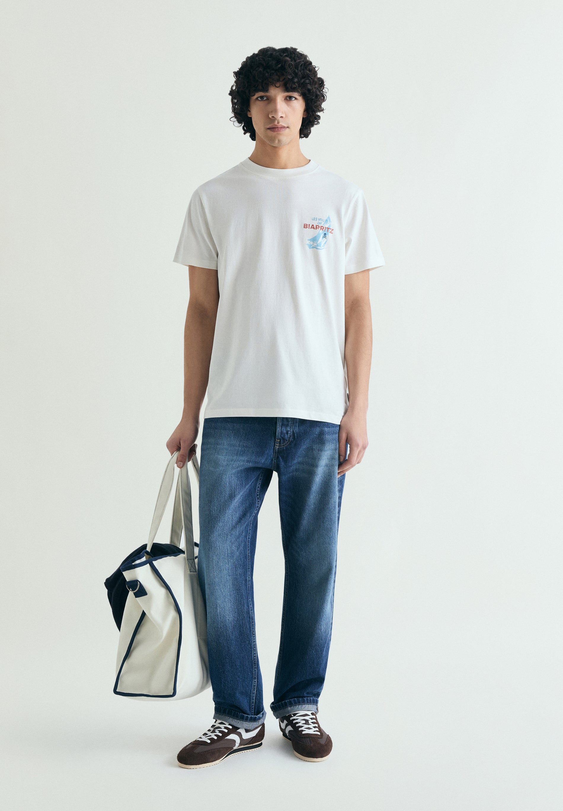 T-SHIRT PADRÃO BIARRITZ