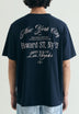 T-SHIRT COM PADRÃO RELAXED FIT
