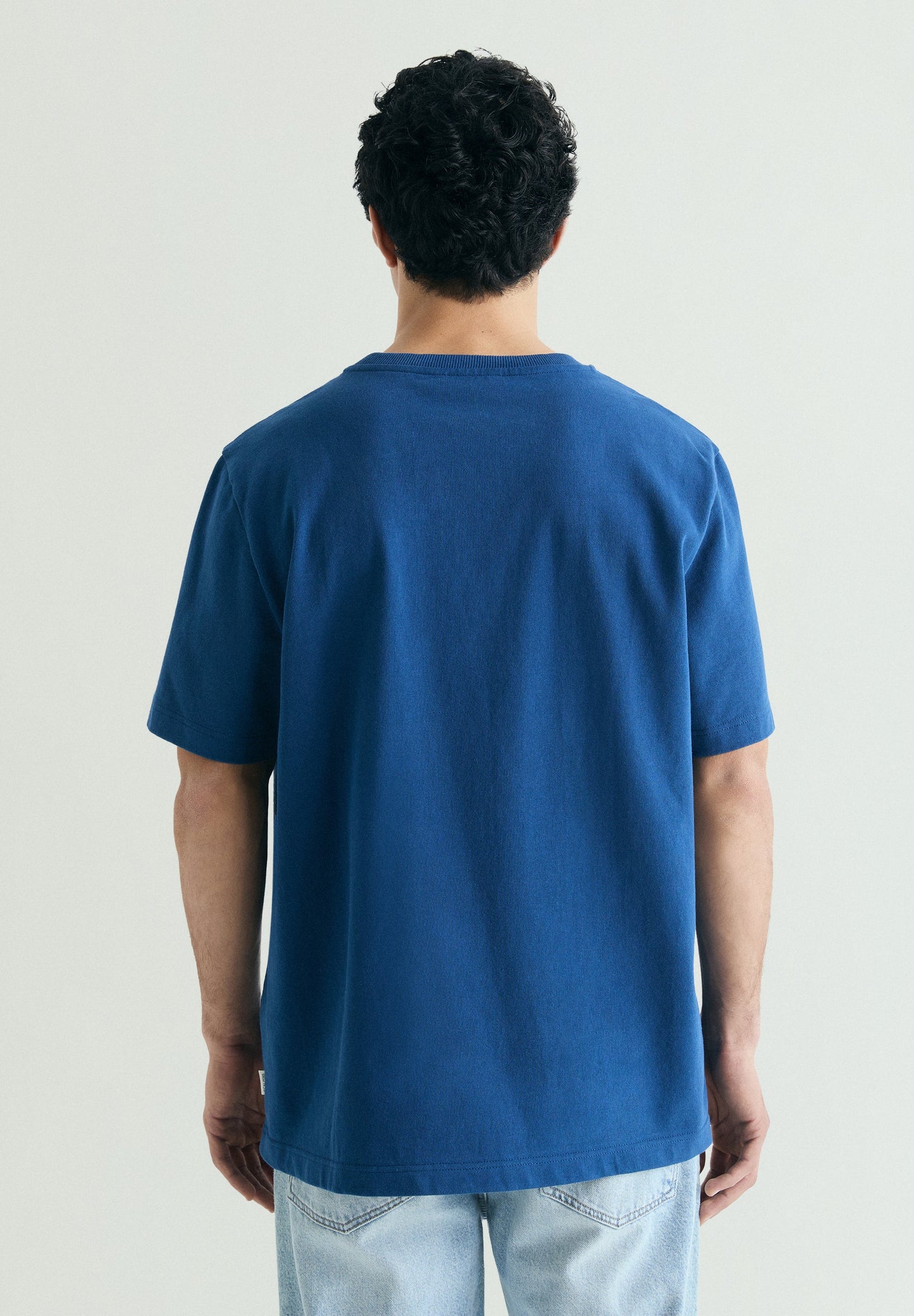 T-SHIRT COM BOLSO HEAVY WEIGHT