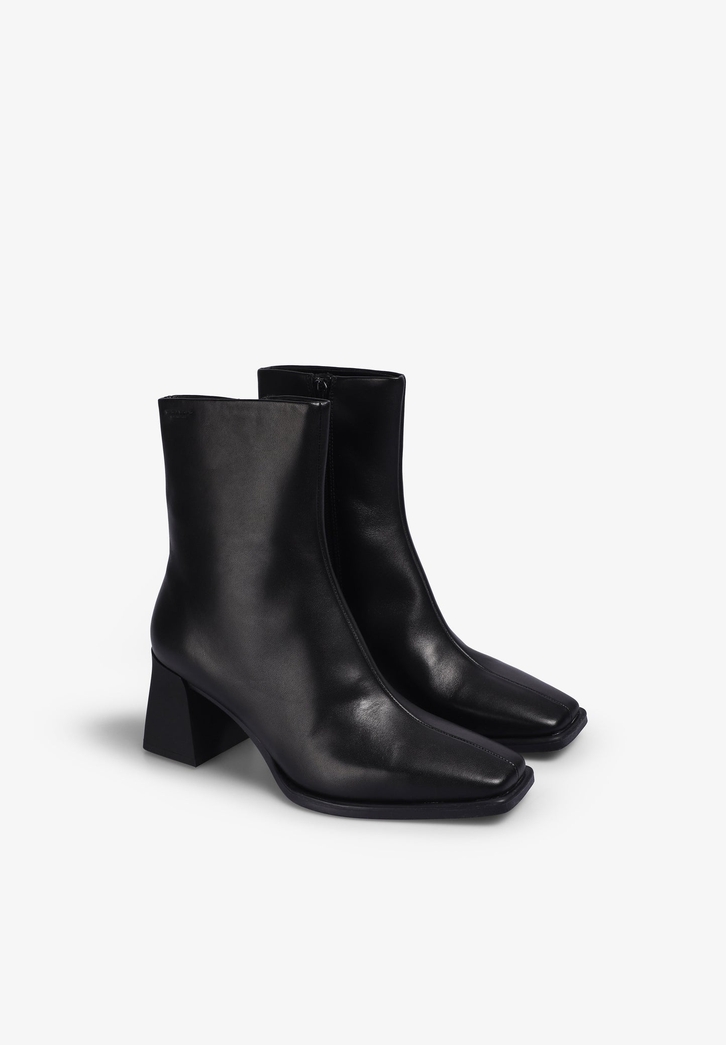 VAGABOND | BOTAS HEDDA