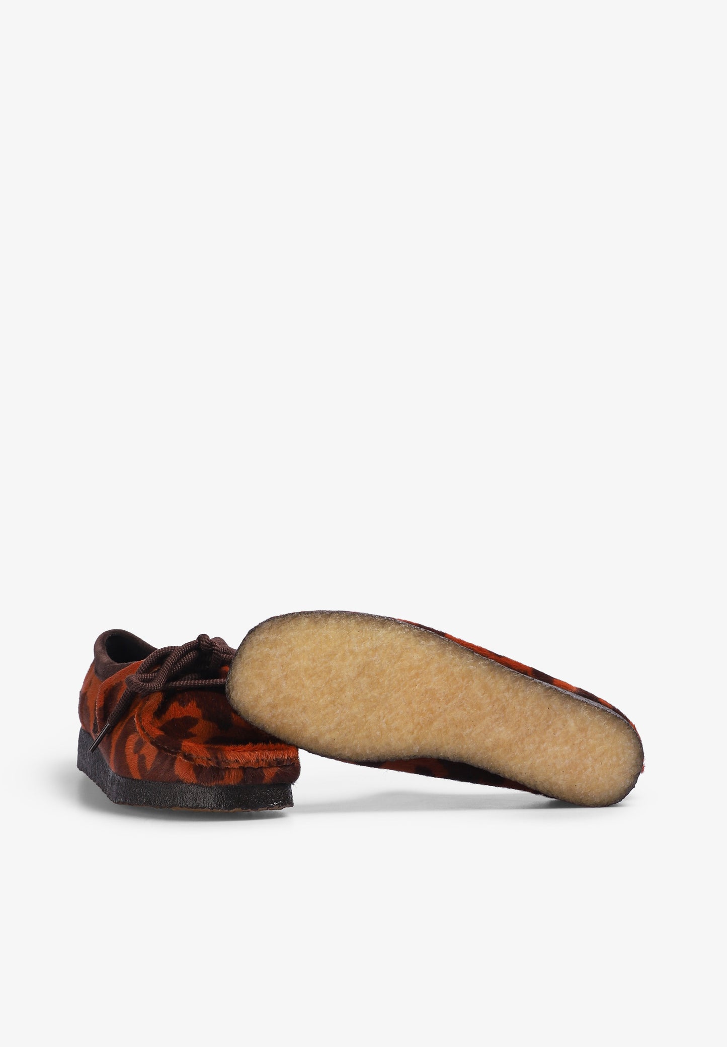 CLARKS | SAPATOS WALLABEE COW PRINT