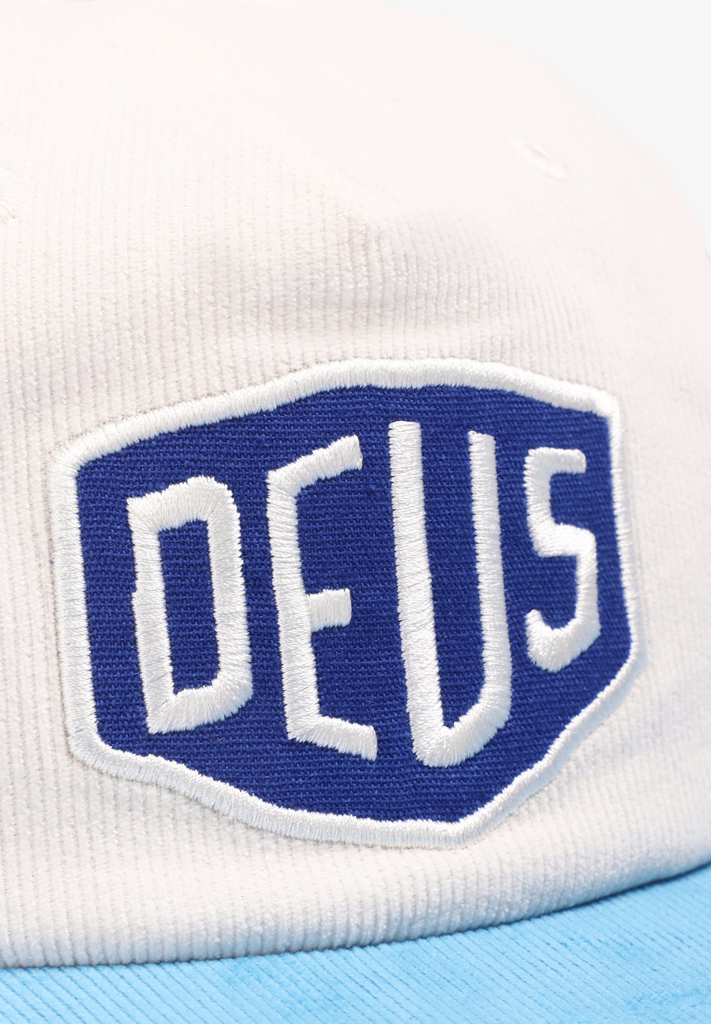 DEUS EX MACHINA | BONÉ SHIELD CORD