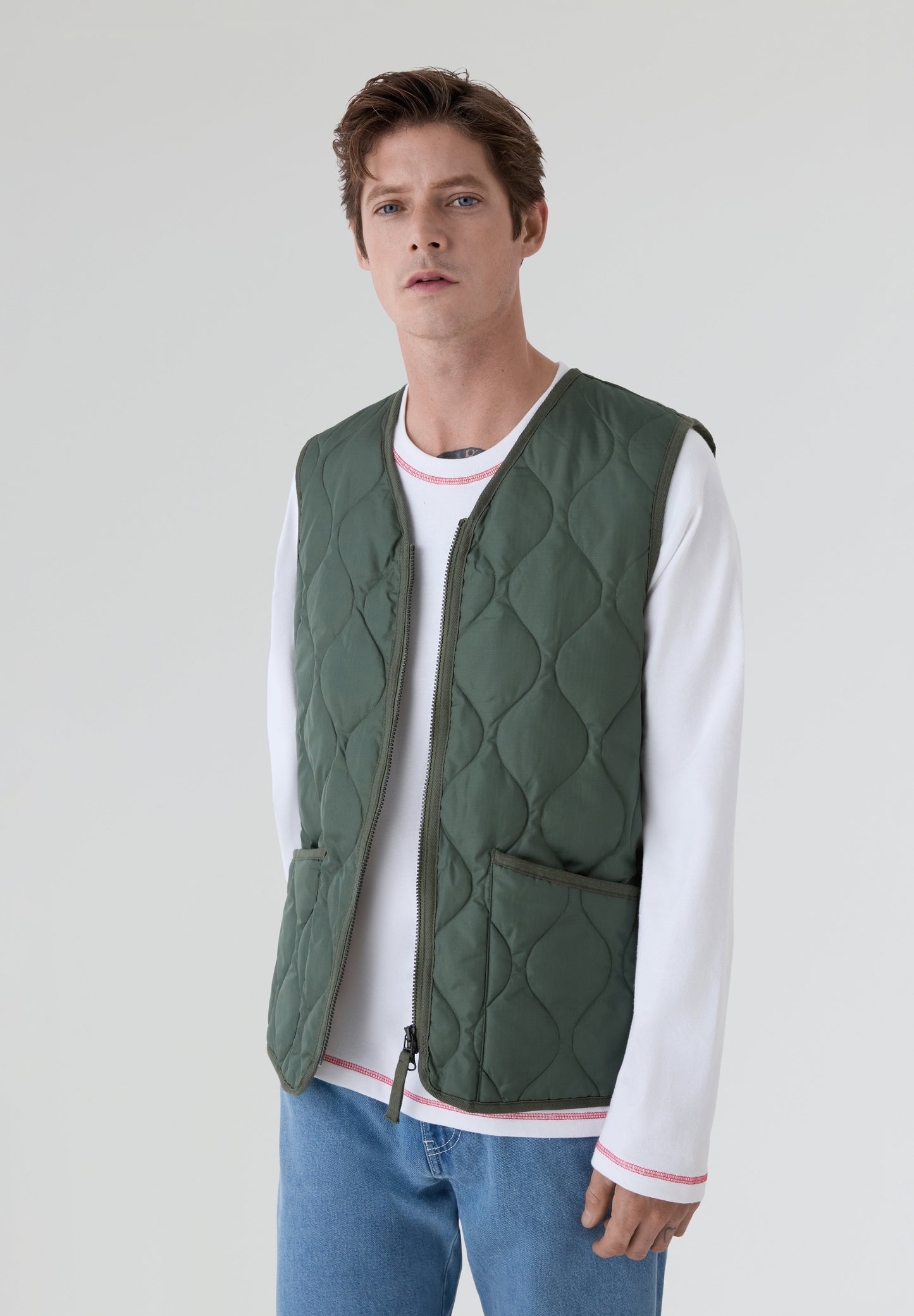 TAION | COLETE MILITAR GOLA EM V E ZIP UNISEXO