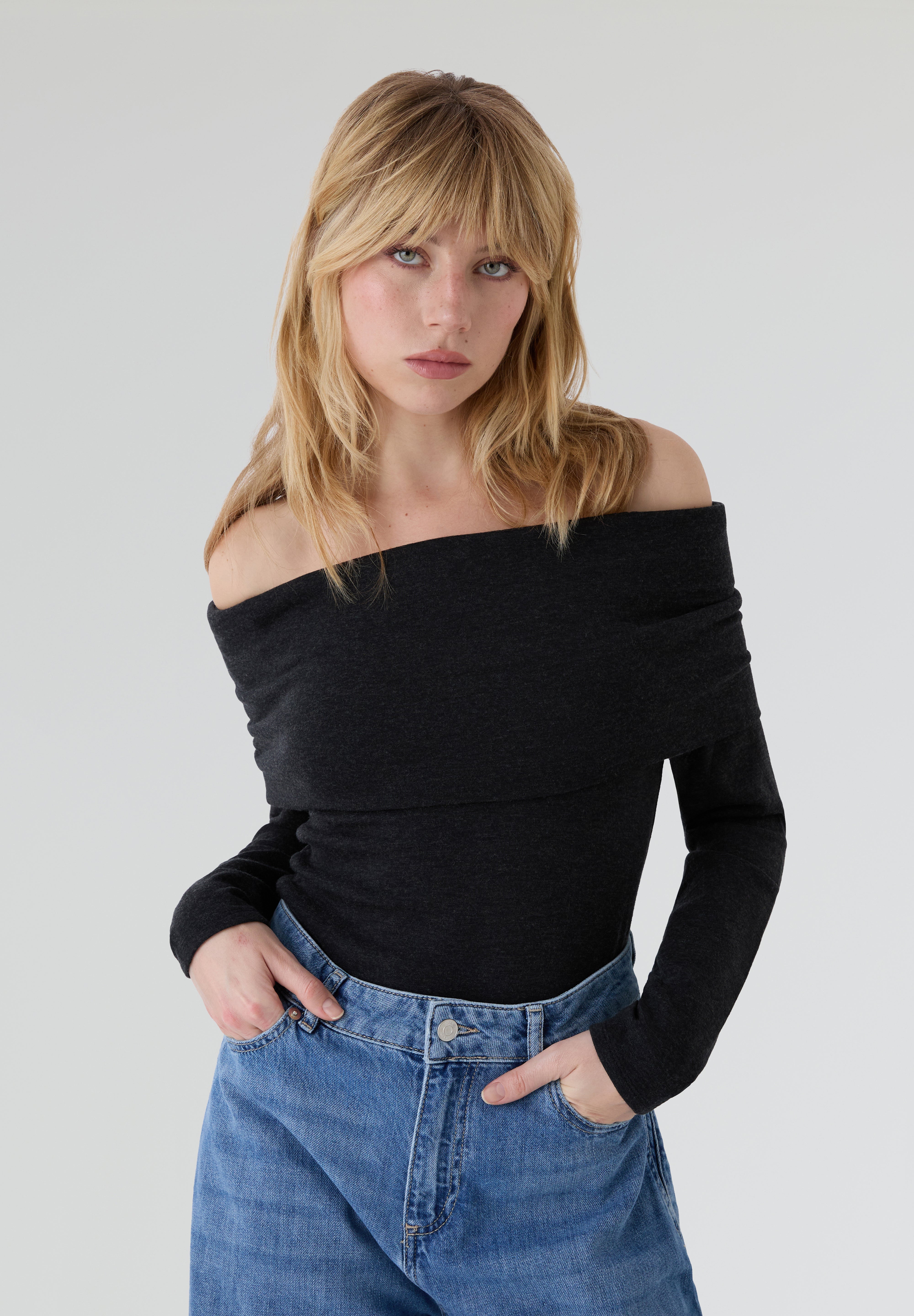 .BLACKTOGREY | TOP TORCE