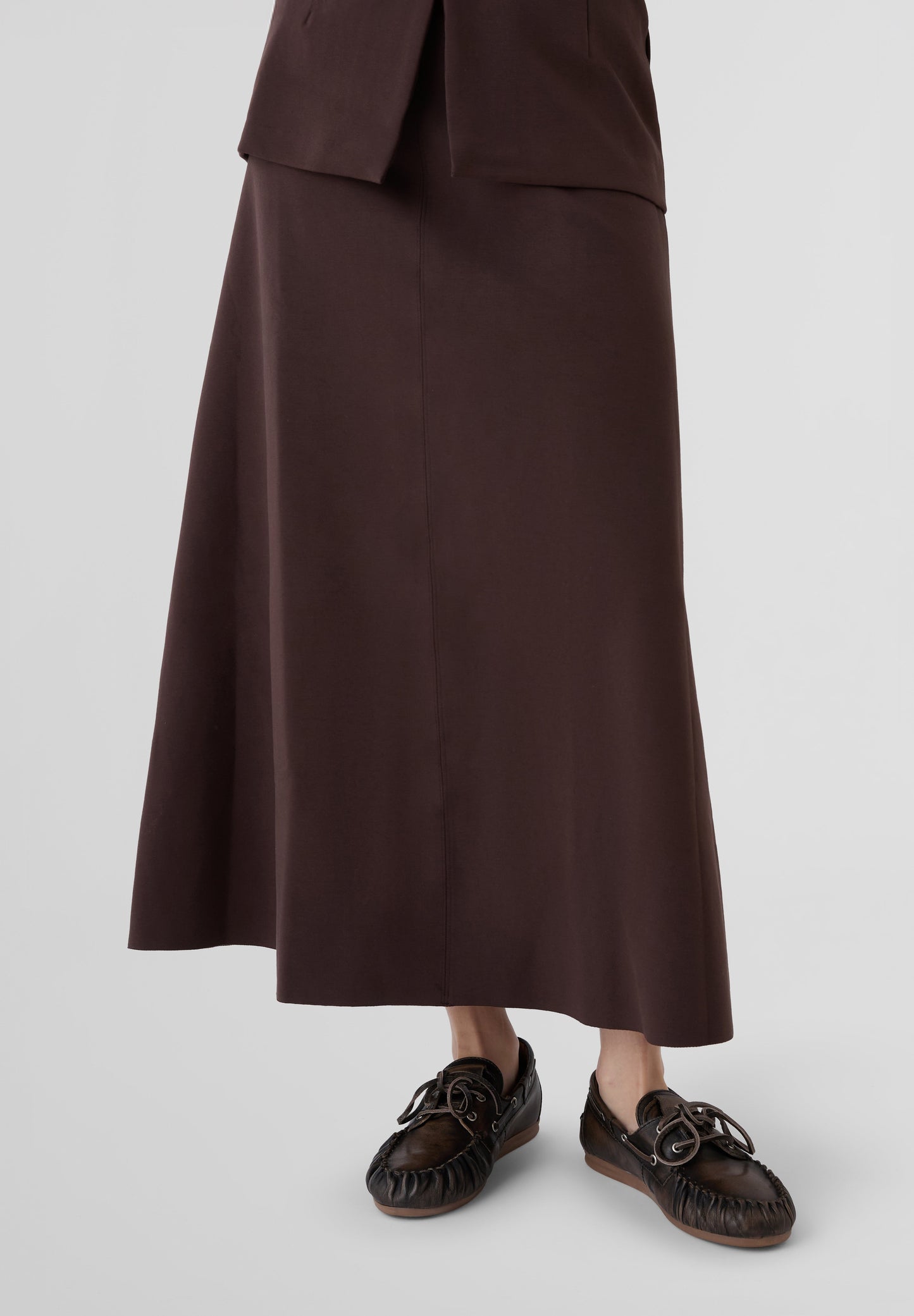 .BLACKTOGREY | SAIA AEGUAN