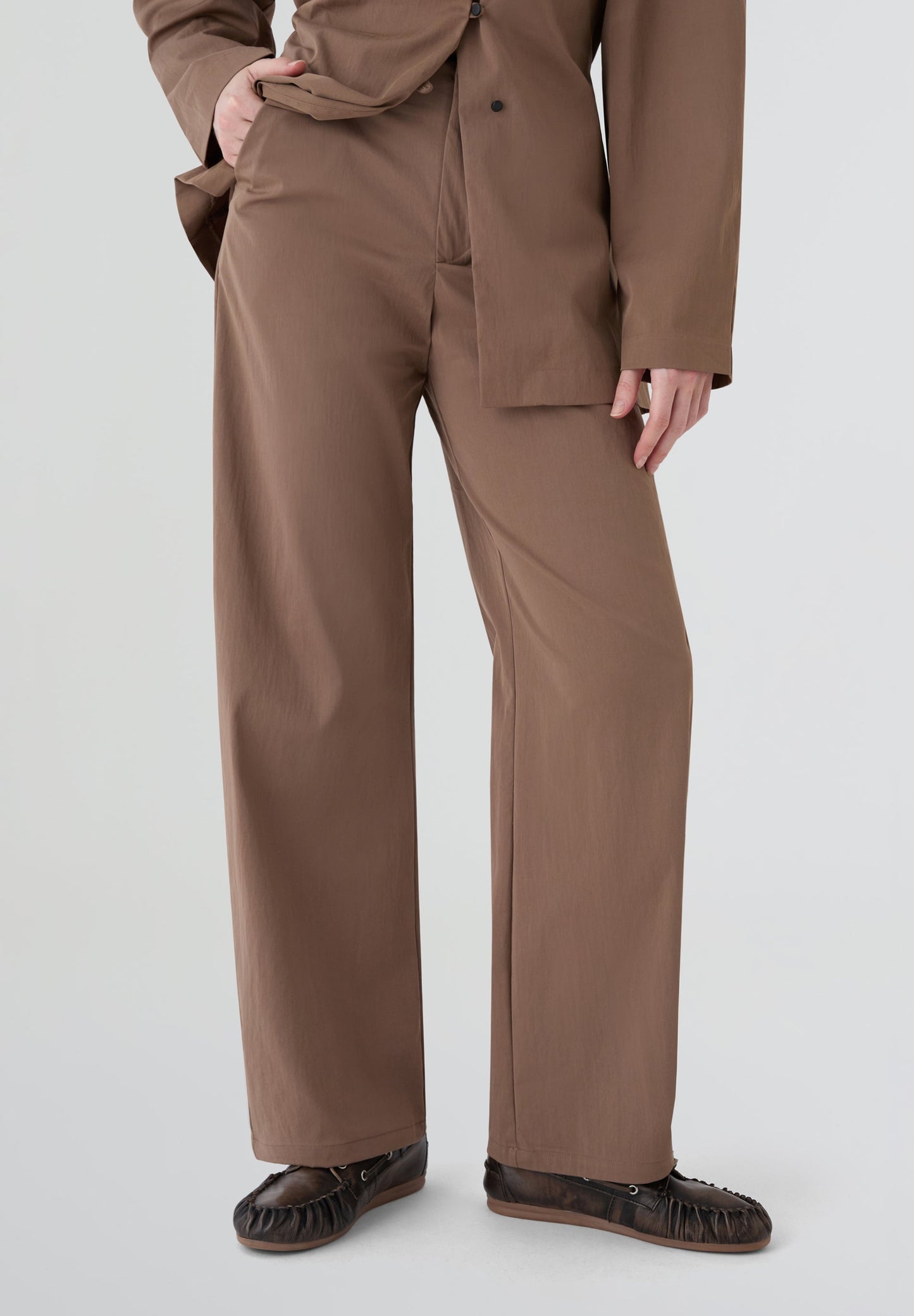 .BLACKTOGREY | CALÇAS GLASS