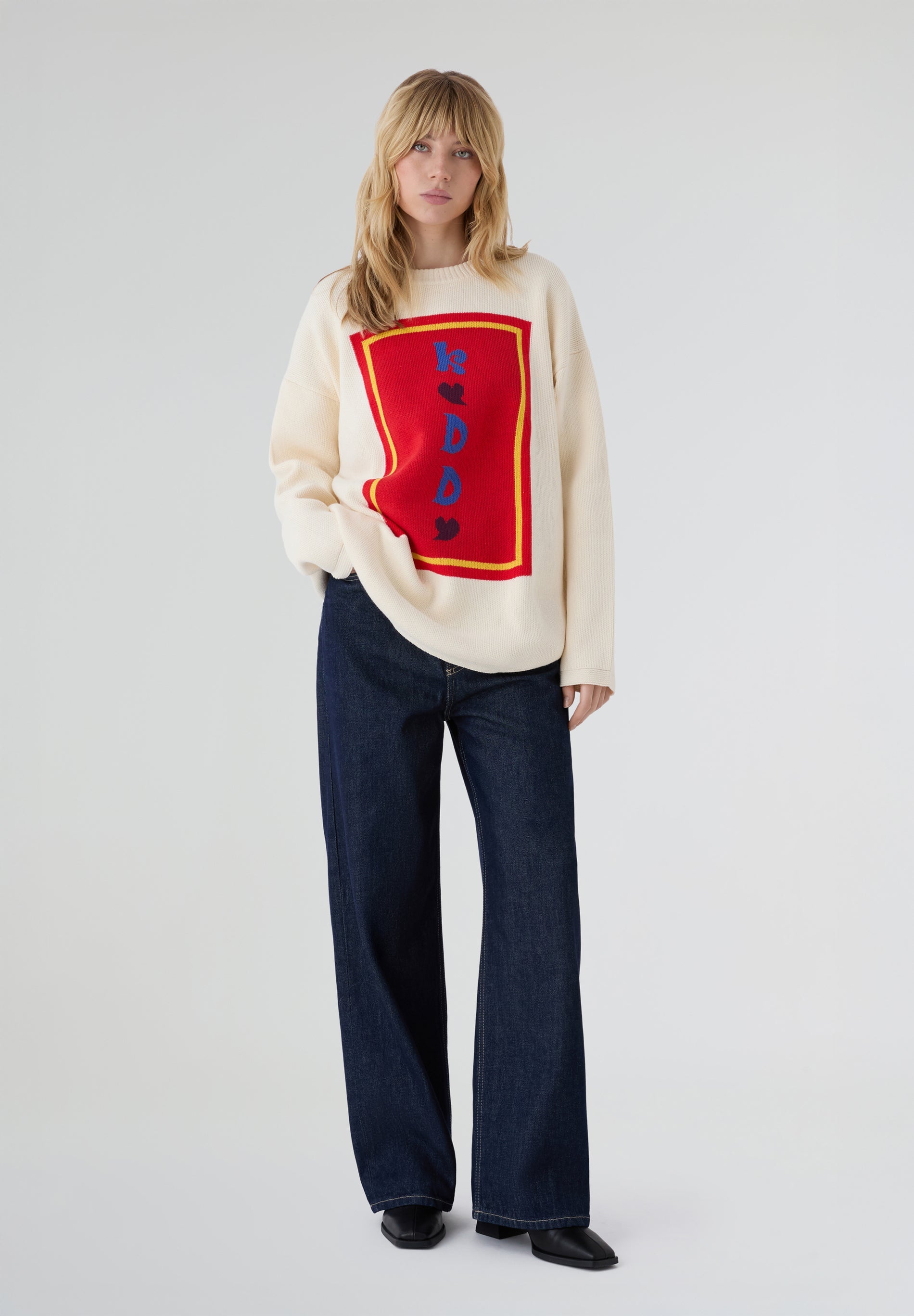 RÉSUMÉ | SWEATER HYLDARS