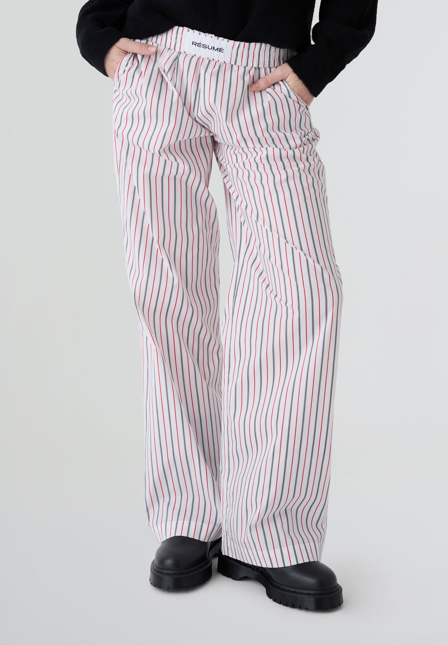 RÉSUMÉ | CALÇAS HANNYRS