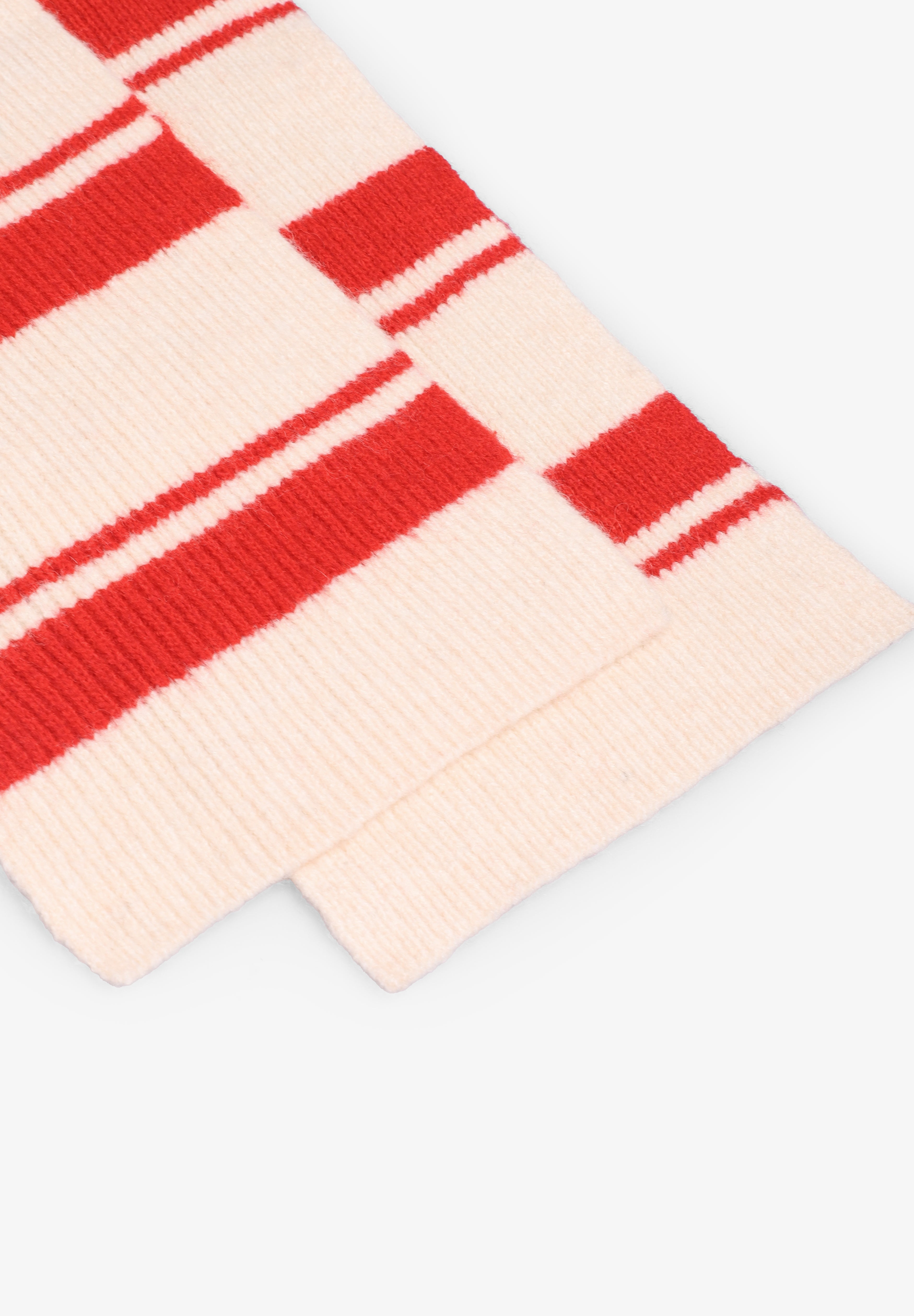 RÉSUMÉ | HARMONYRS SCARF