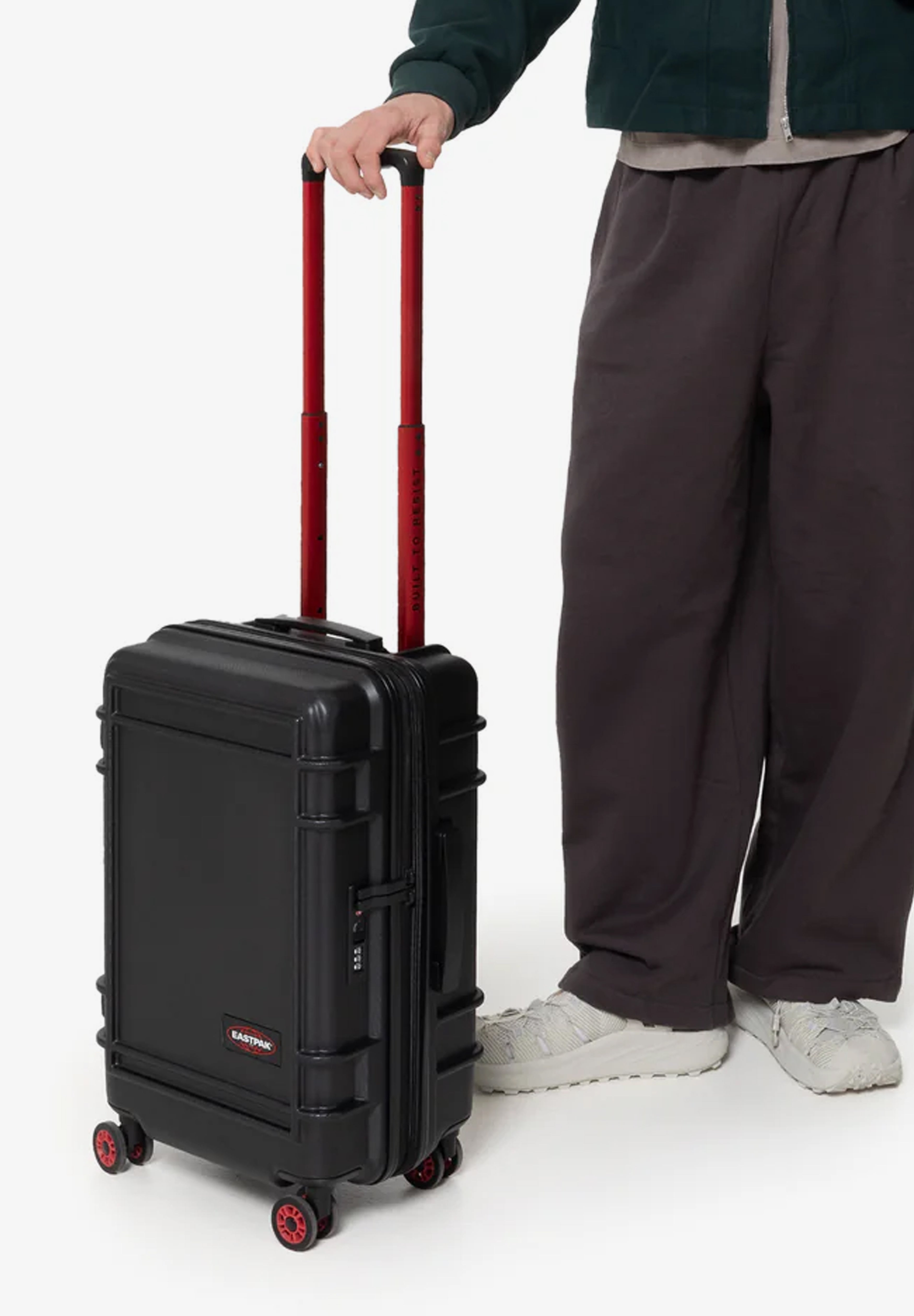 EASTPAK | MALETA RESIST'R ZIP S