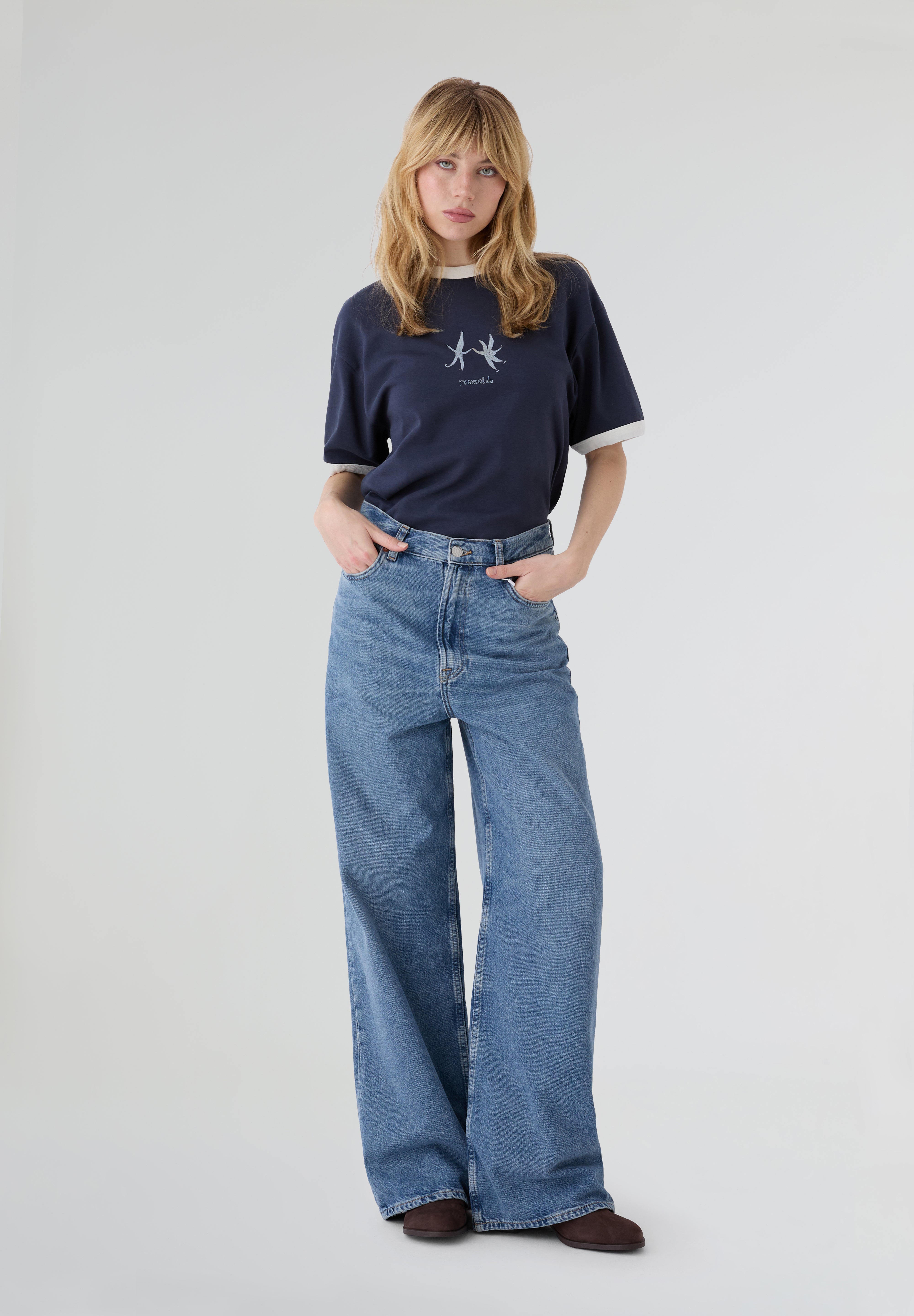 ROMUALDA | T-SHIRT LUNA UNISEX