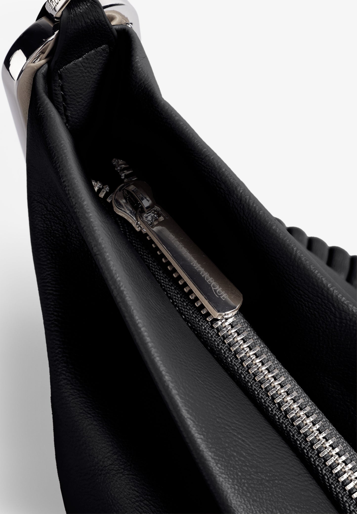 OLIVIA MAREQUE | BOLSA ARES